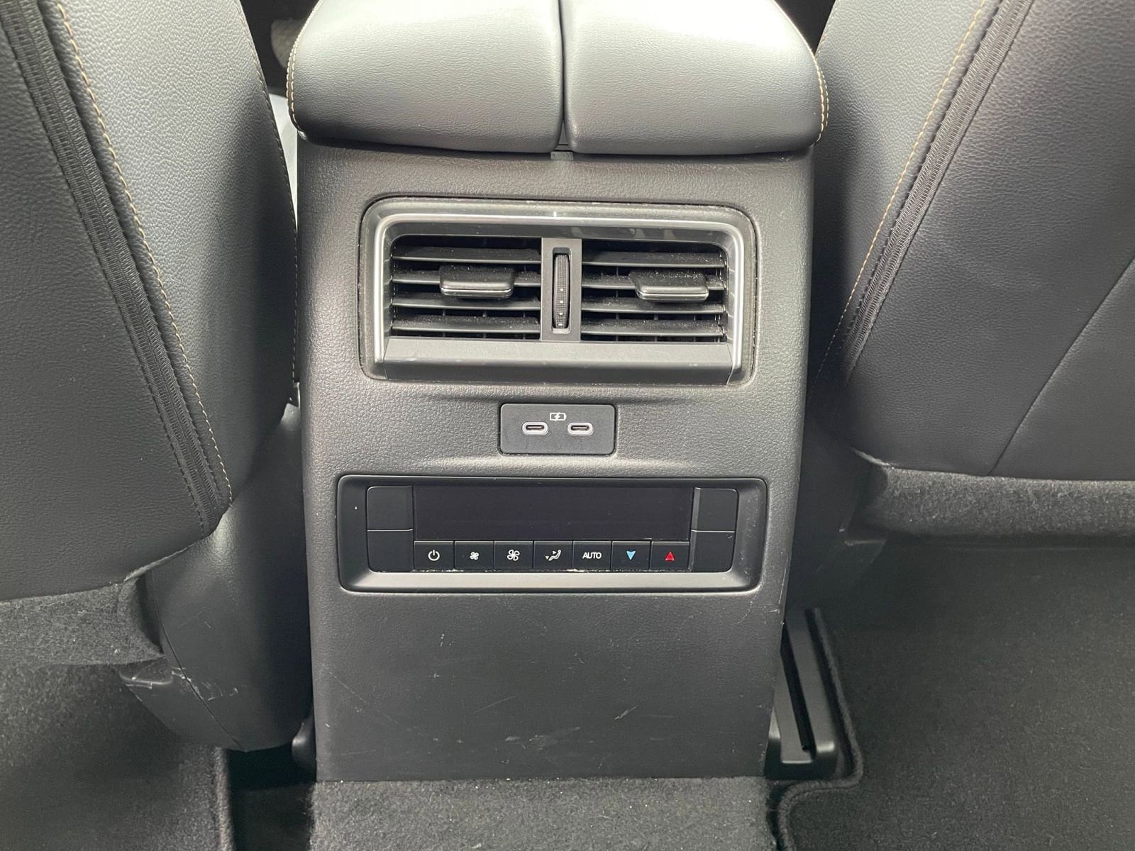 Thumbnail: 2025 Mazda CX-90 - 25