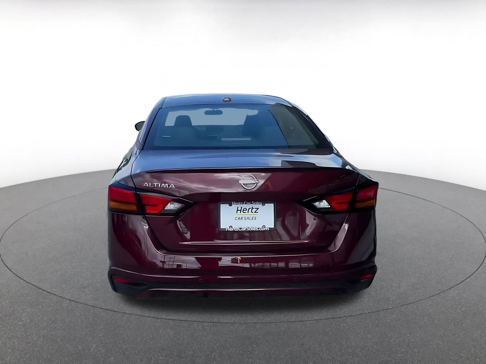 Thumbnail: 2025 Nissan Altima - 10
