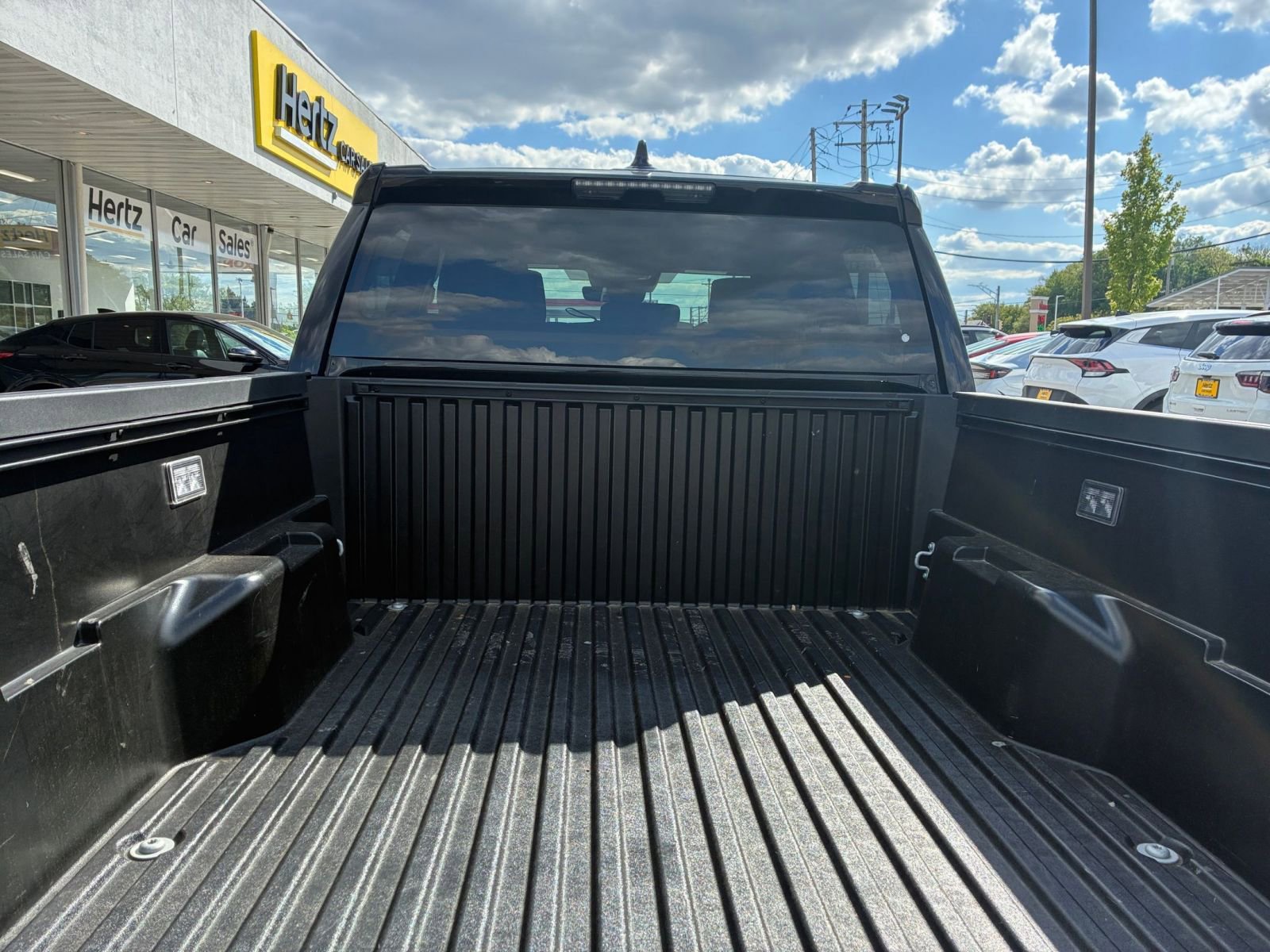 Thumbnail: 2025 Toyota Tacoma - 25