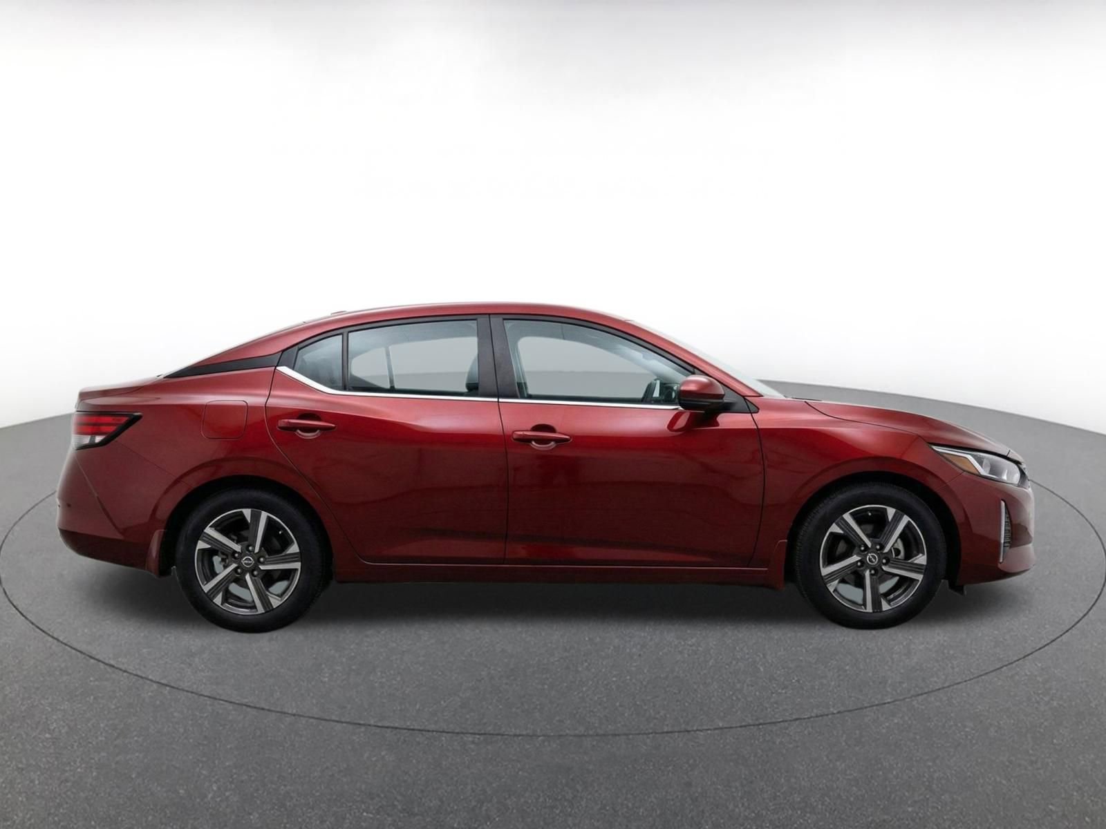 Thumbnail: 2025 Nissan Sentra - 10