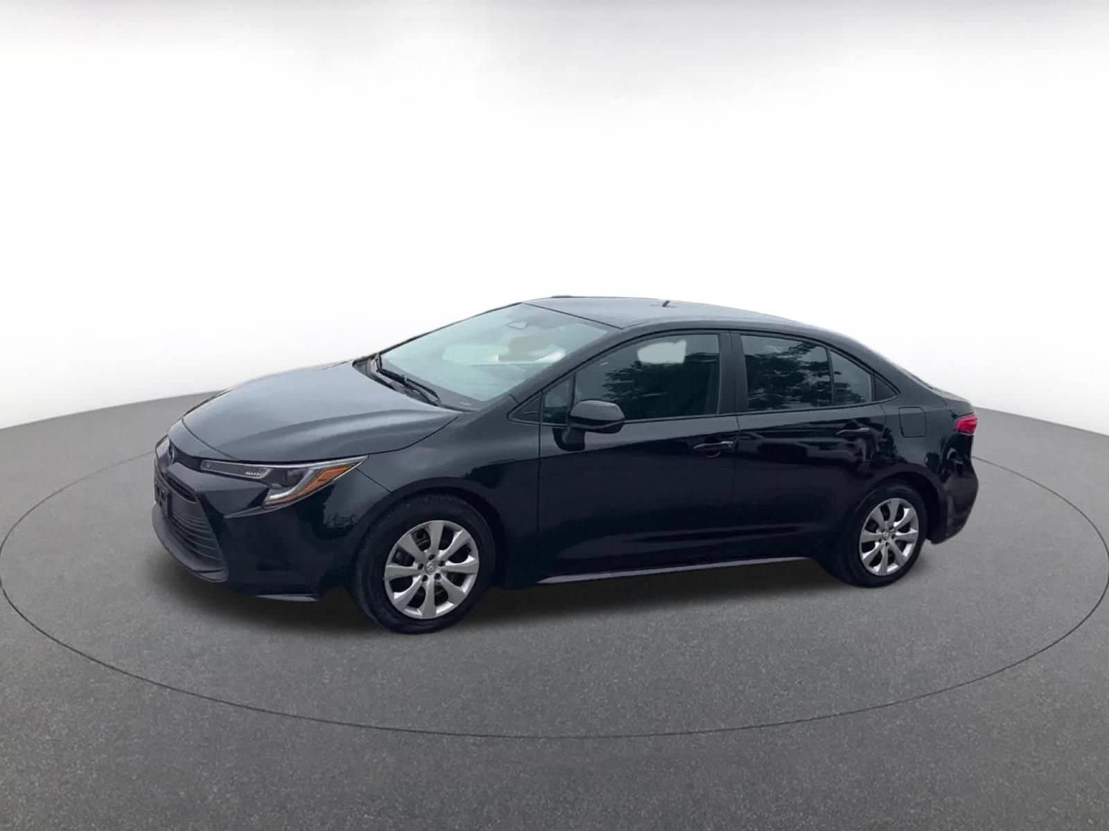 Thumbnail: 2025 Toyota Corolla - 8