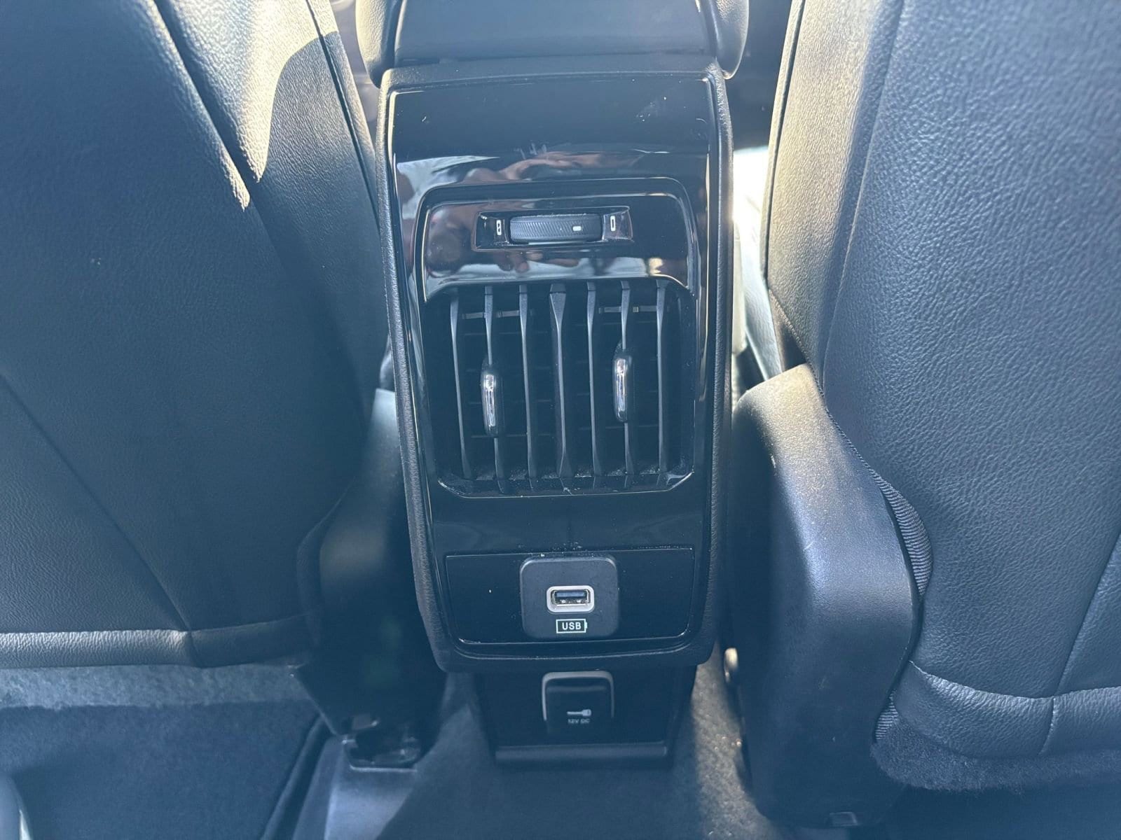 Thumbnail: 2025 Jeep Compass - 23