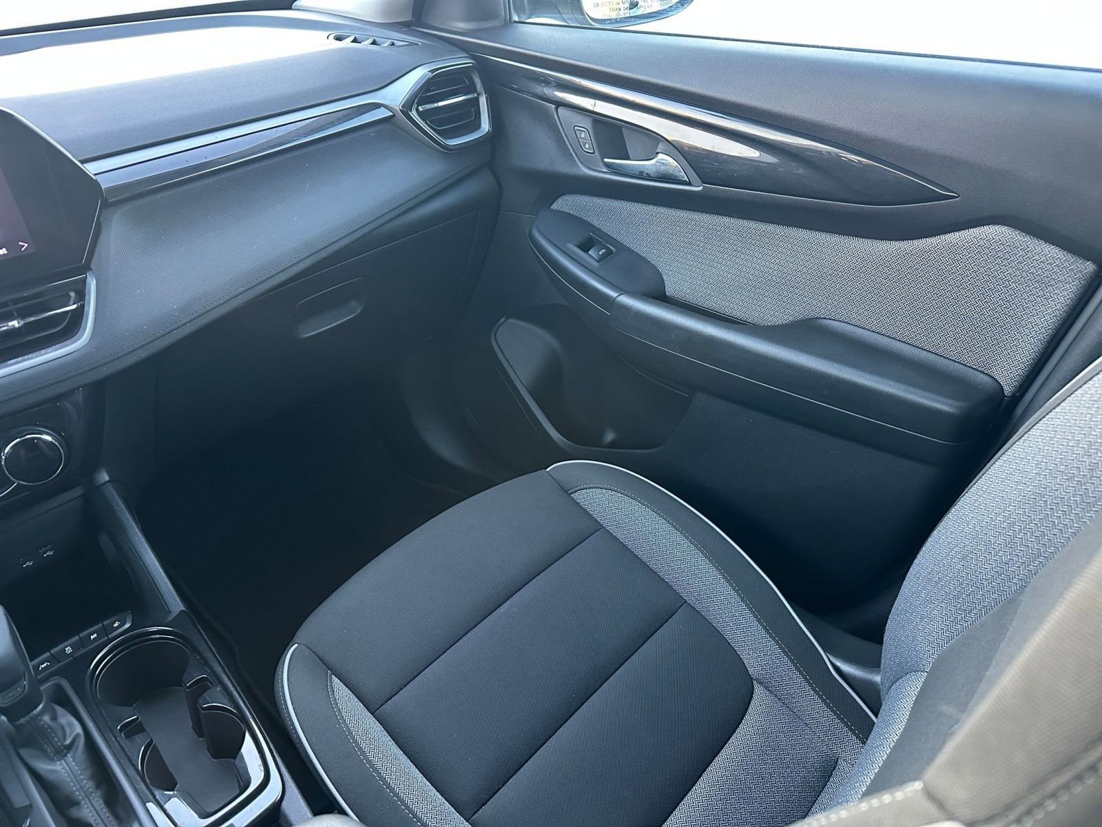 Thumbnail: 2025 Chevrolet TrailBlazer - 34