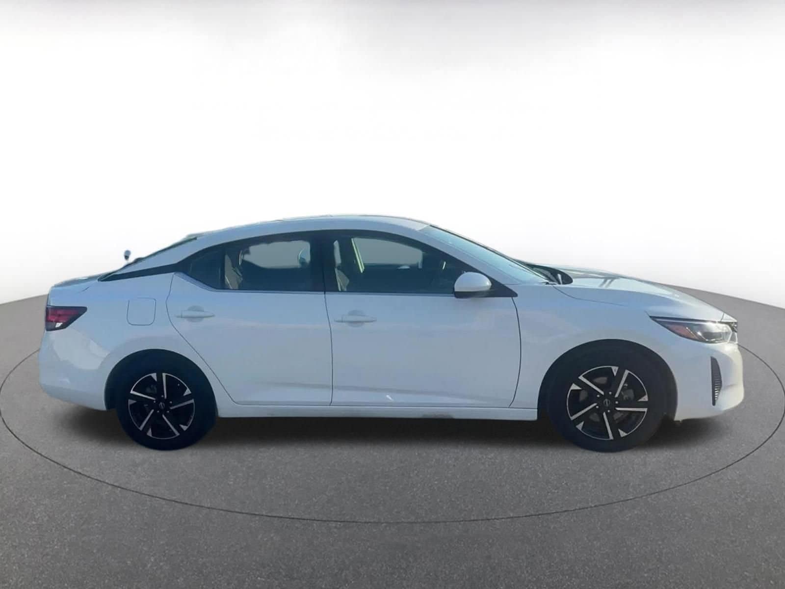 Thumbnail: 2025 Nissan Sentra - 16