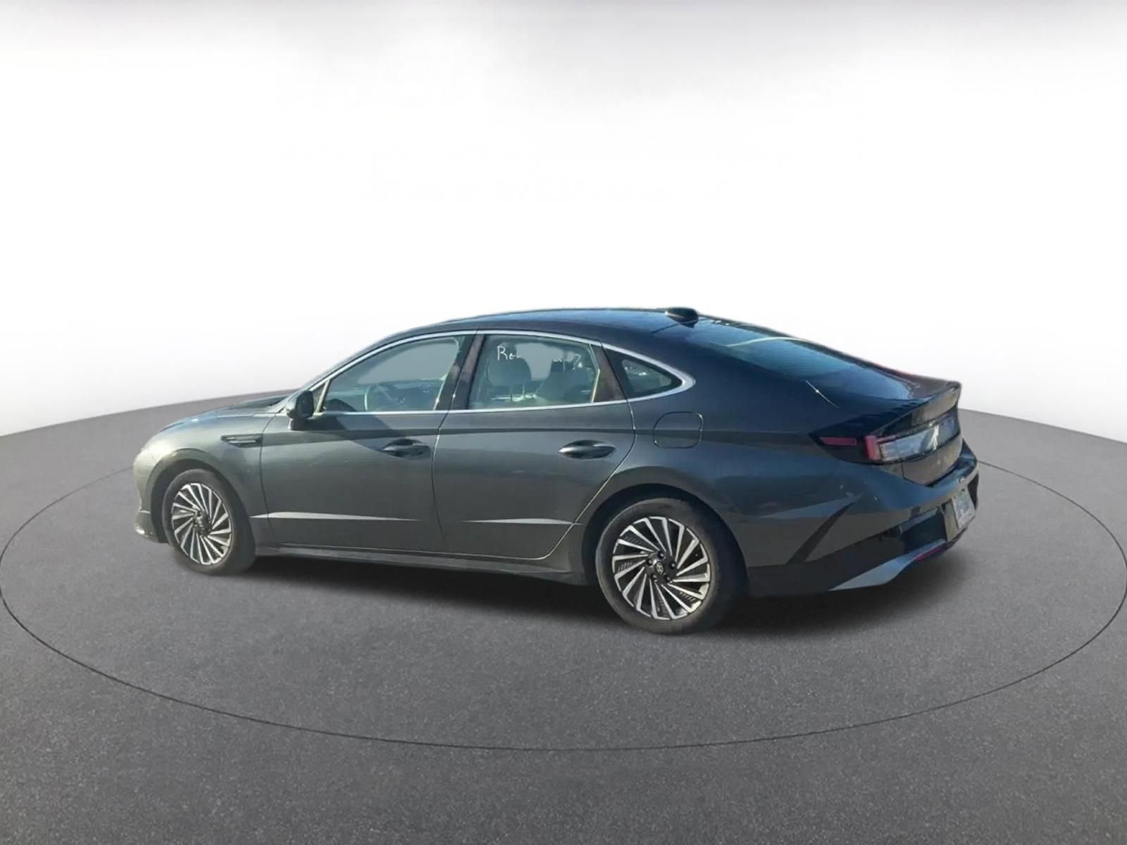 Thumbnail: 2025 Hyundai Sonata - 10