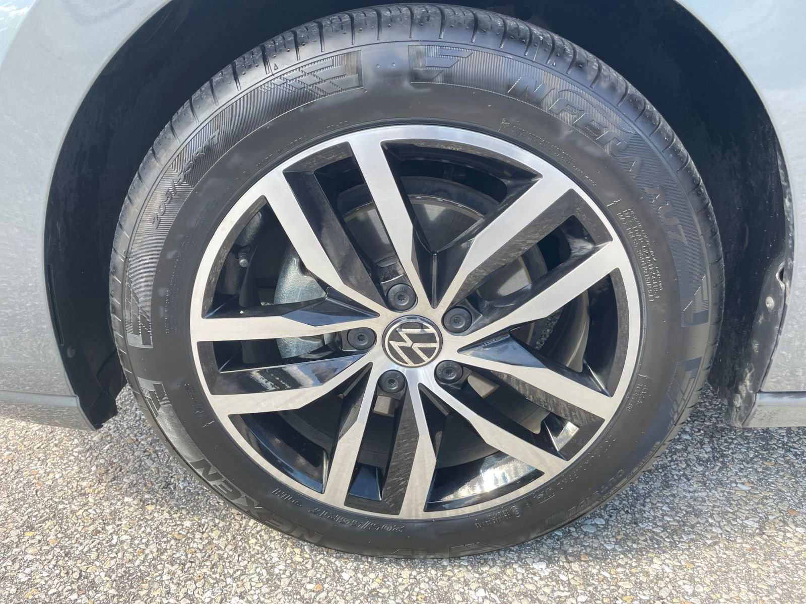 Thumbnail: 2025 Volkswagen Jetta - 30