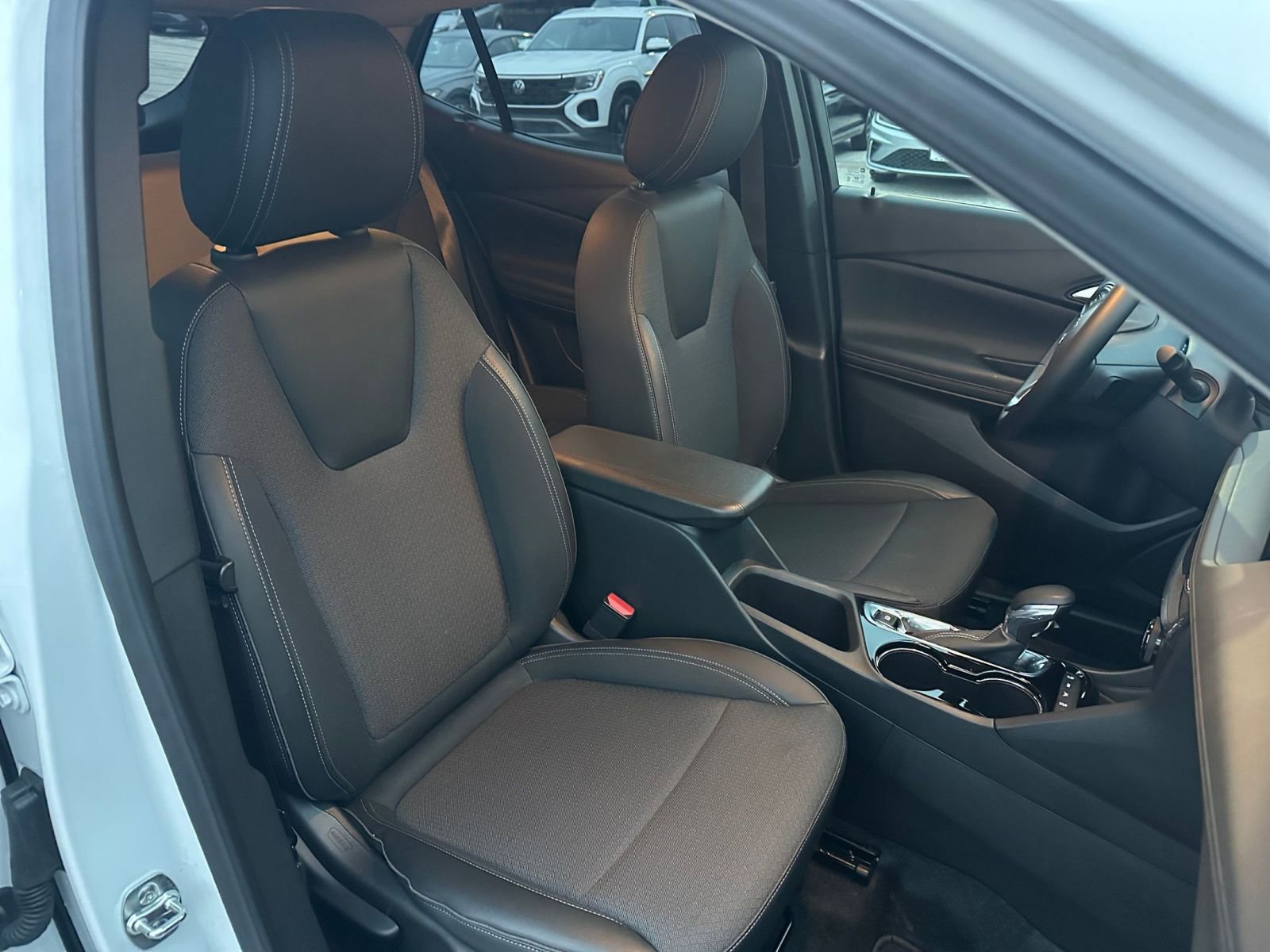 Thumbnail: 2025 Buick Encore GX - 34