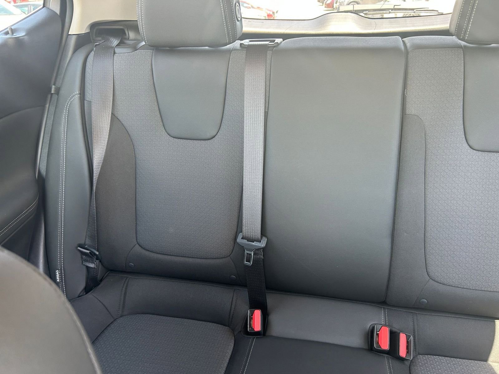 Thumbnail: 2025 Buick Encore GX - 34