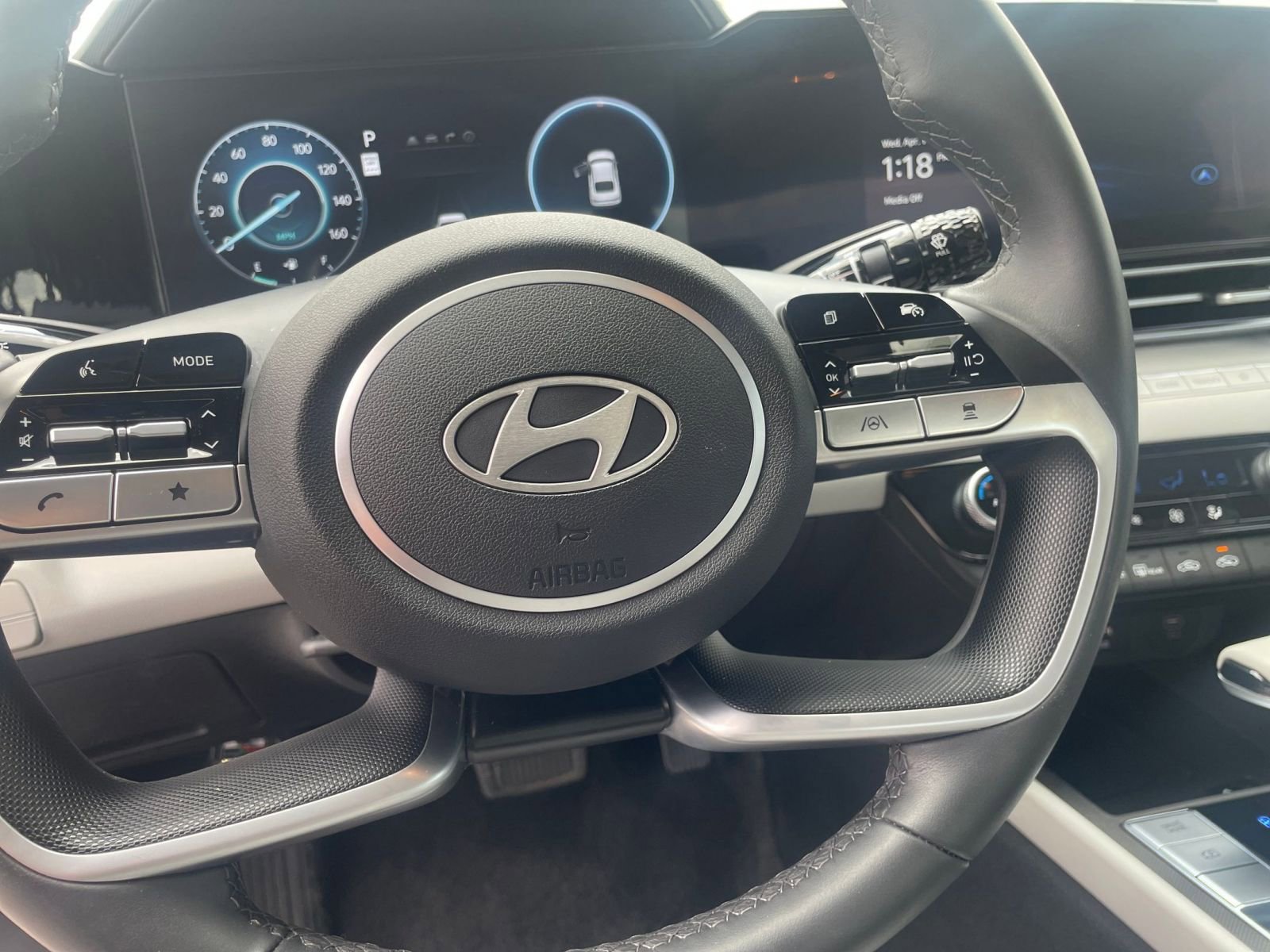 Thumbnail: 2025 Hyundai Elantra - 28