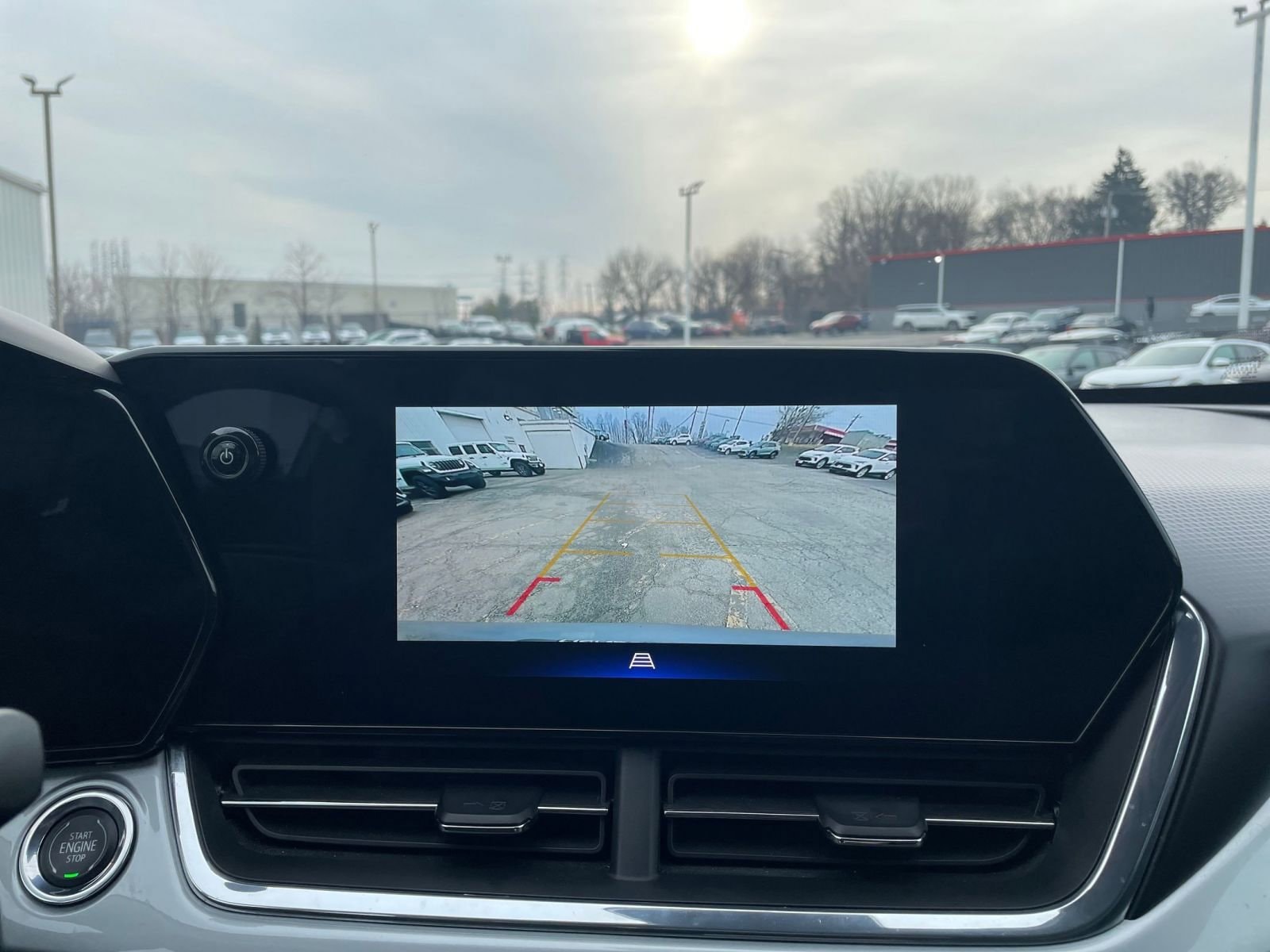 Thumbnail: 2025 Chevrolet Trax - 17