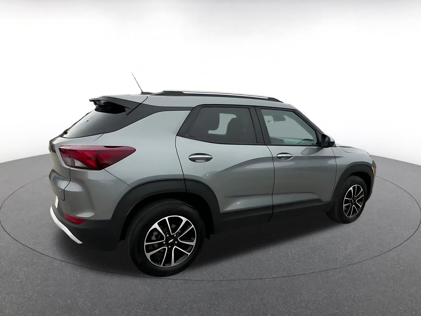 Thumbnail: 2025 Chevrolet TrailBlazer - 14