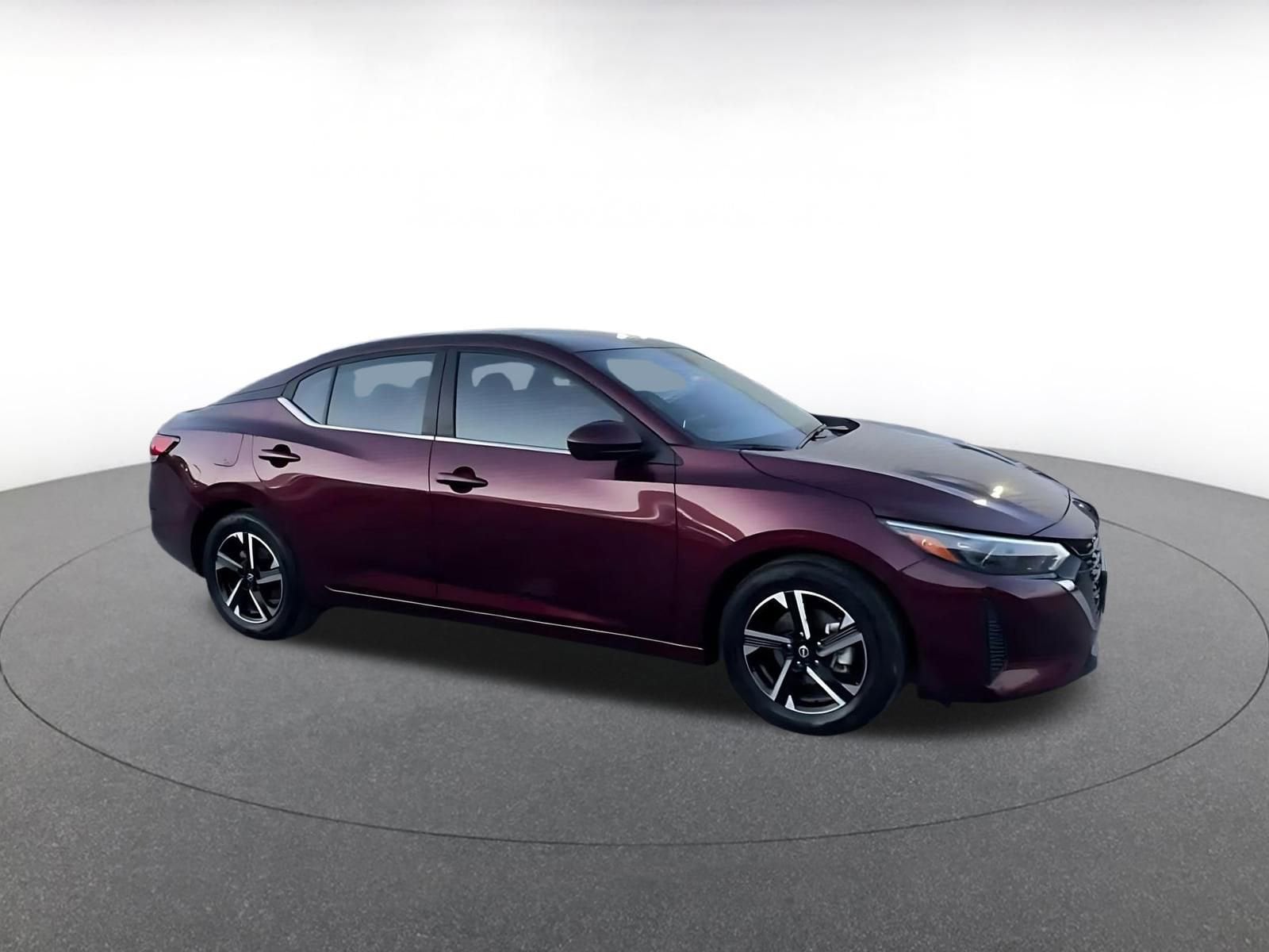 Thumbnail: 2025 Nissan Sentra - 2