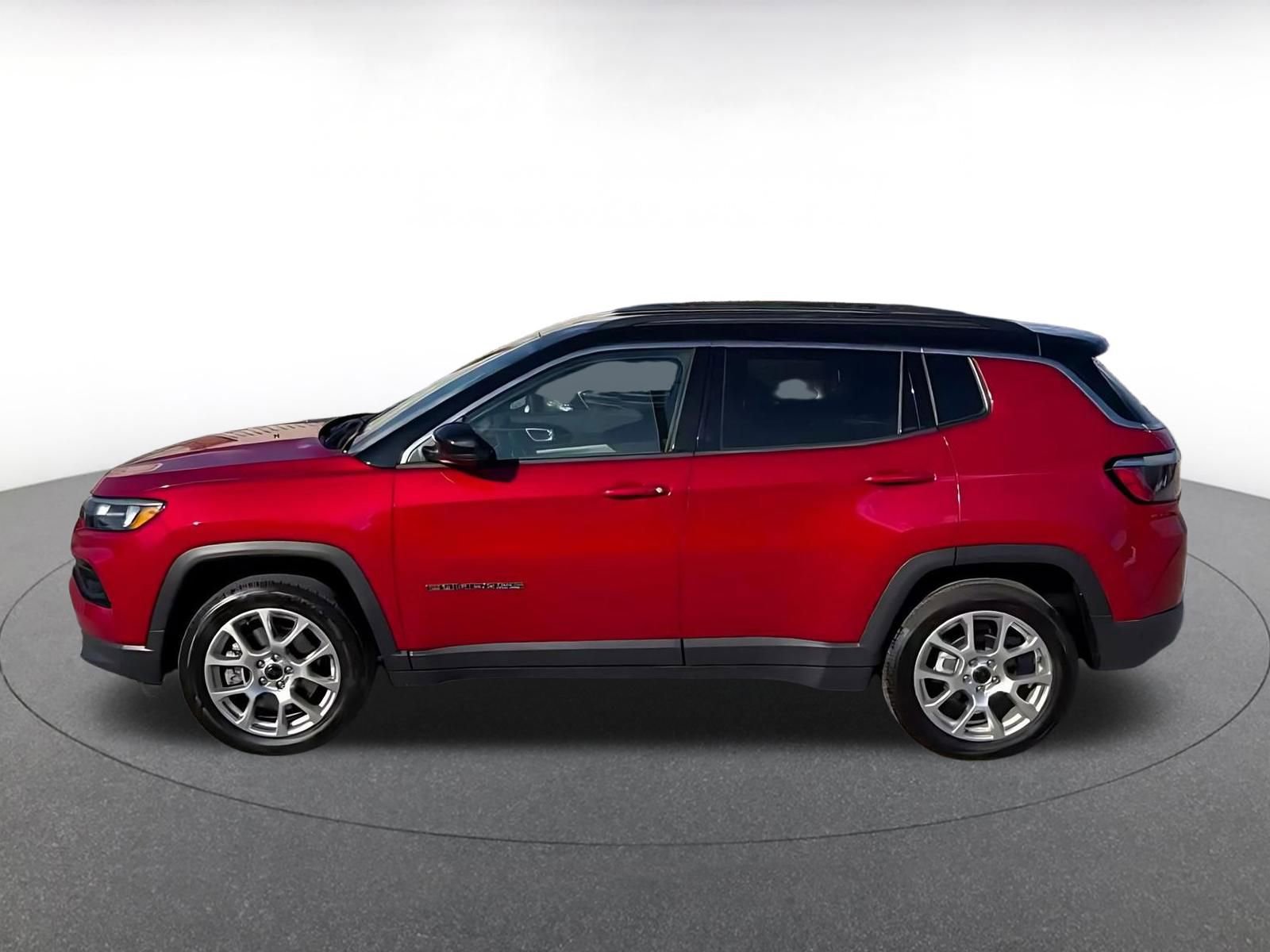Thumbnail: 2025 Jeep Compass - 8