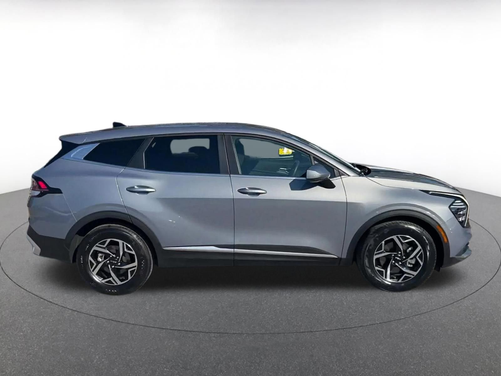 Thumbnail: 2025 Kia Sportage - 16