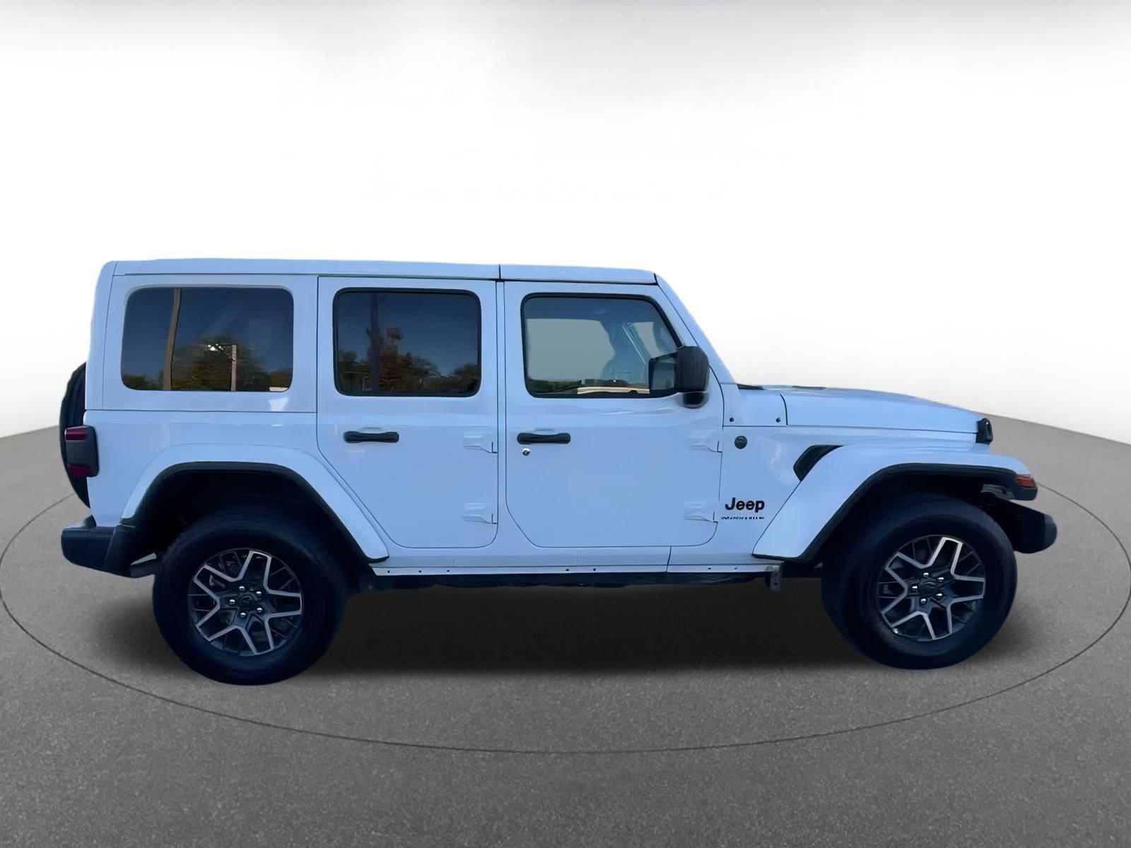Thumbnail: 2025 Jeep Wrangler - 15