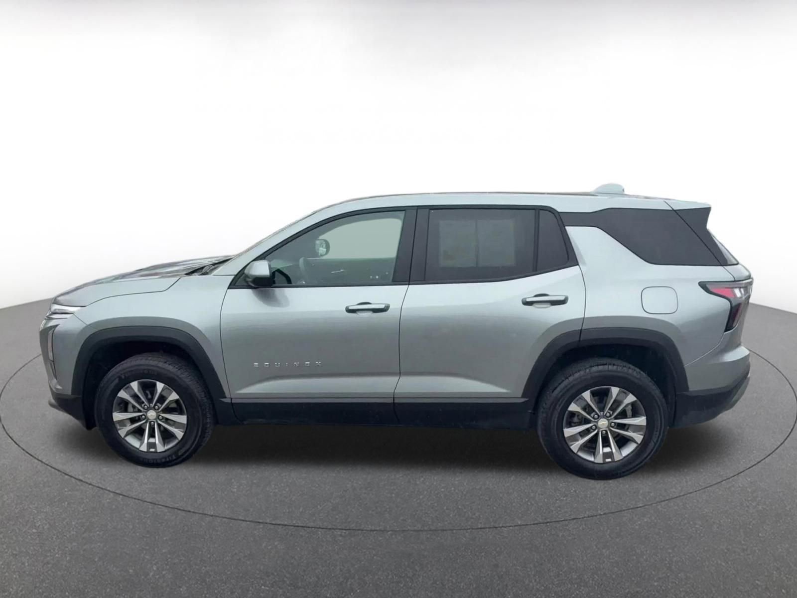 Thumbnail: 2025 Chevrolet Equinox - 9