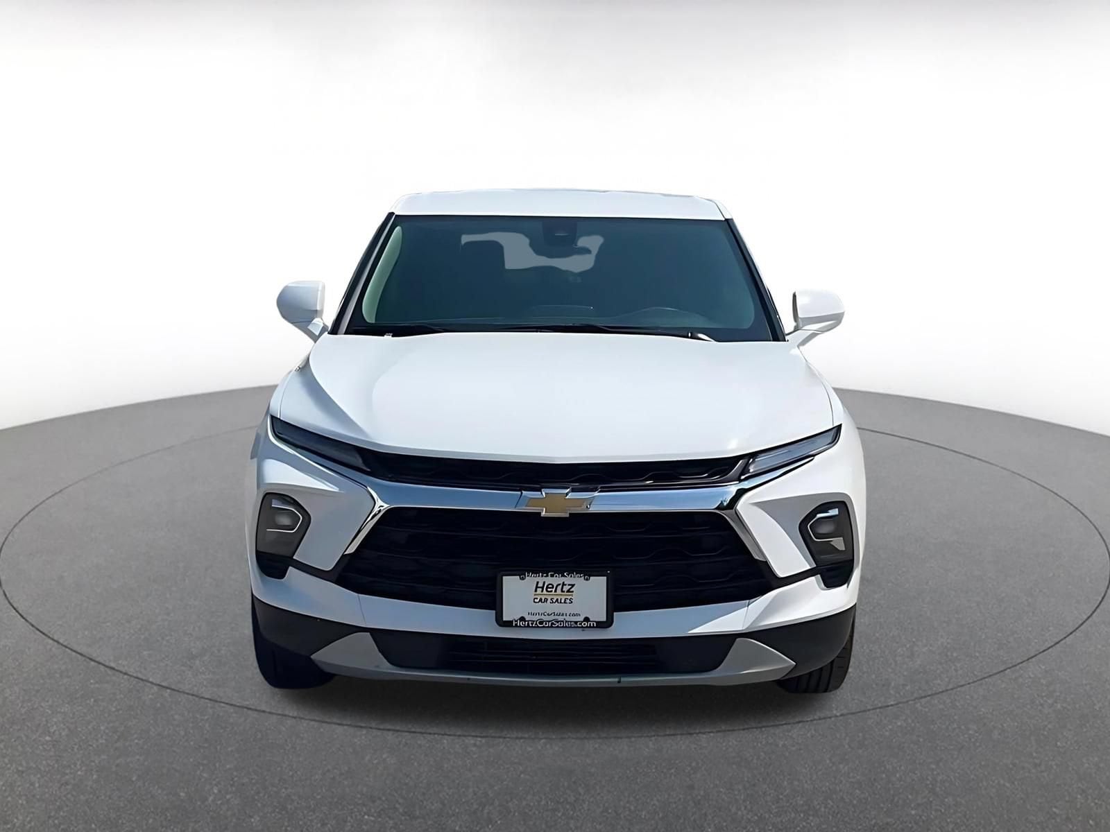 Thumbnail: 2025 Chevrolet Blazer - 4