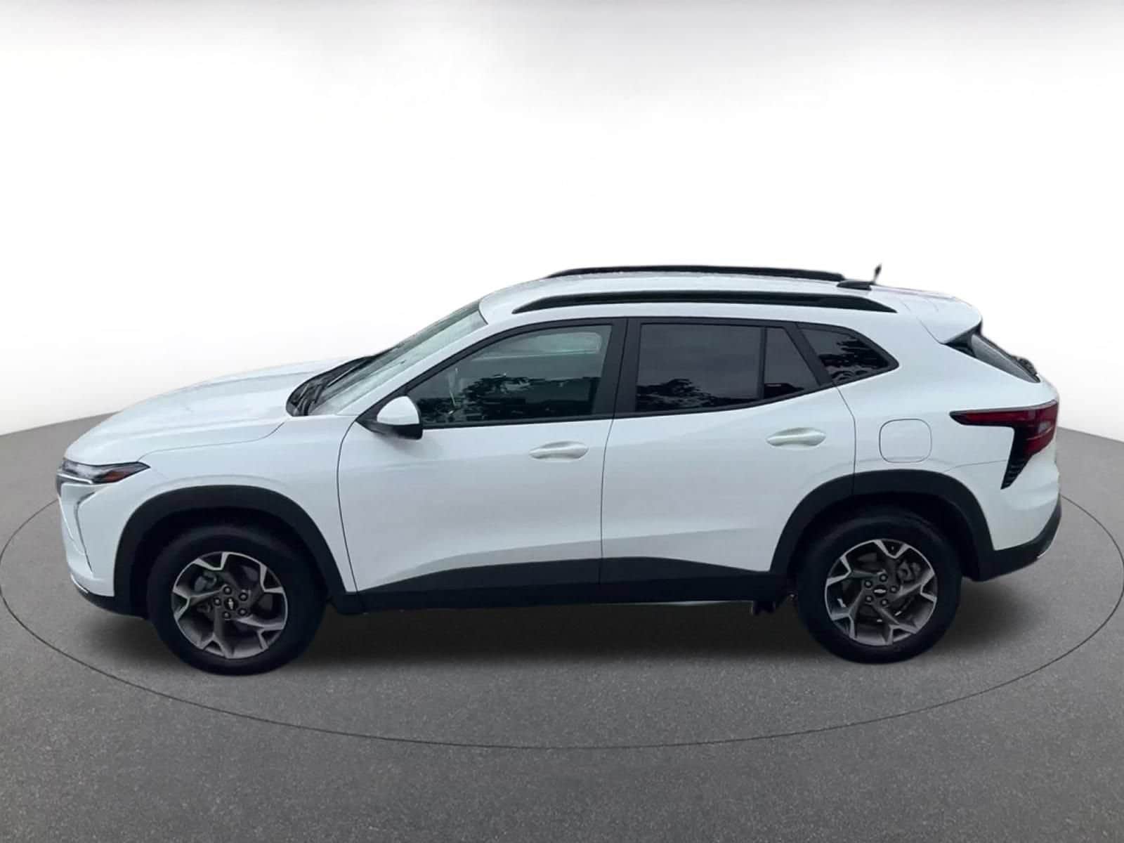 Thumbnail: 2025 Chevrolet Trax - 9