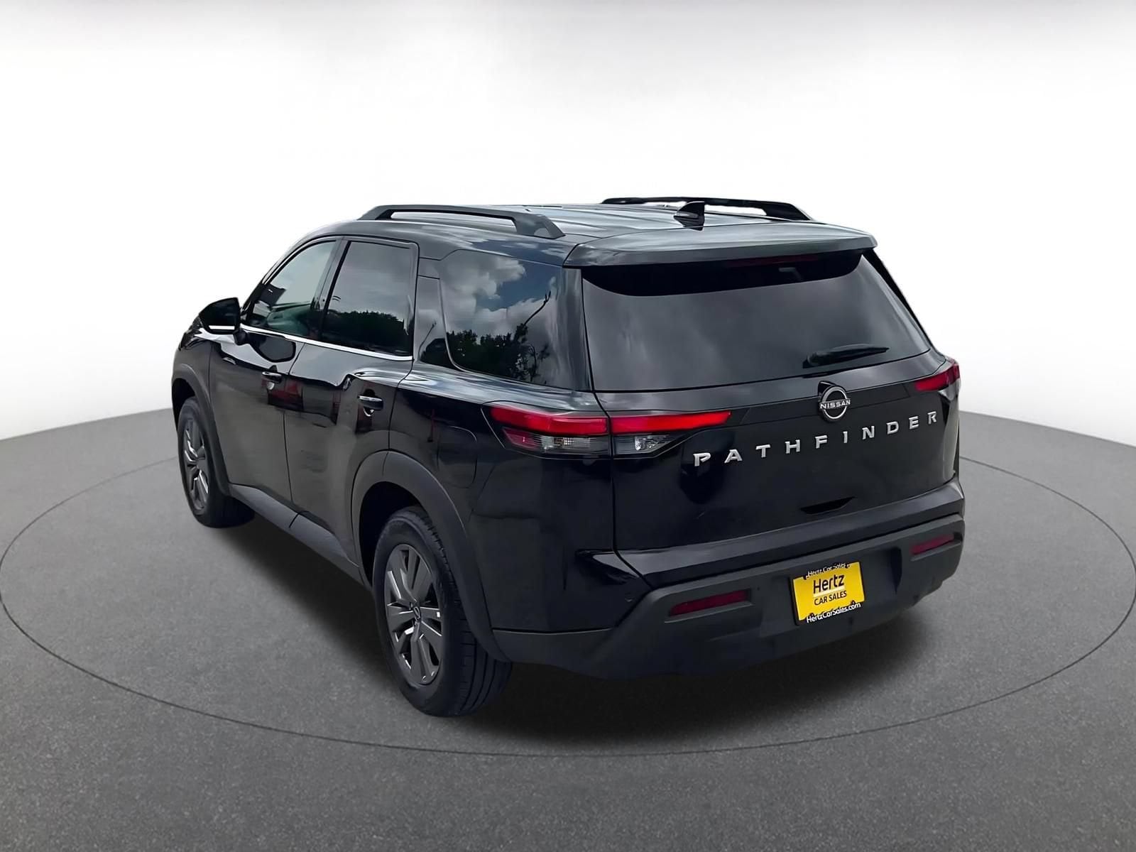 Thumbnail: 2025 Nissan Pathfinder - 11