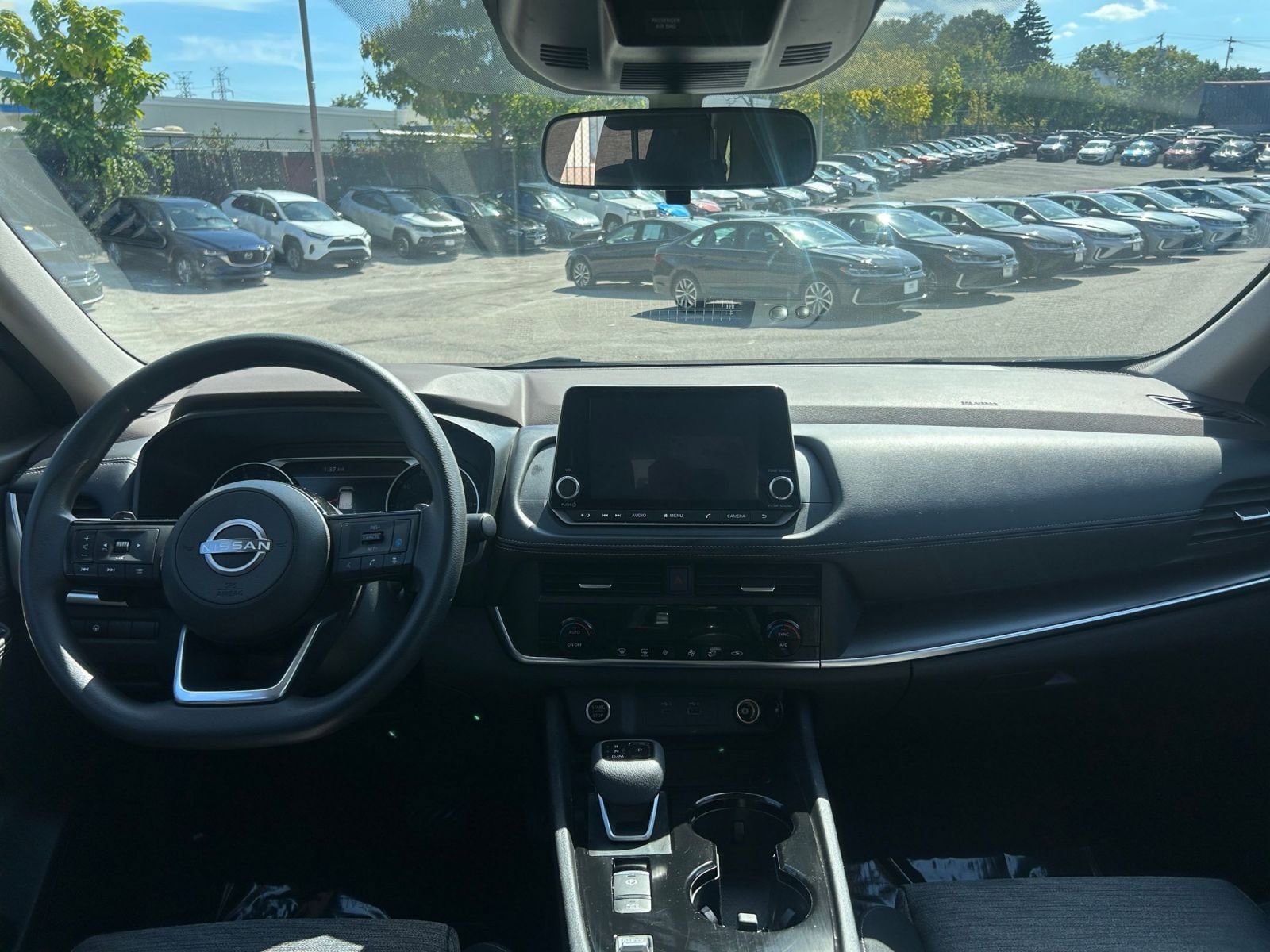 Thumbnail: 2023 Nissan Rogue - 33