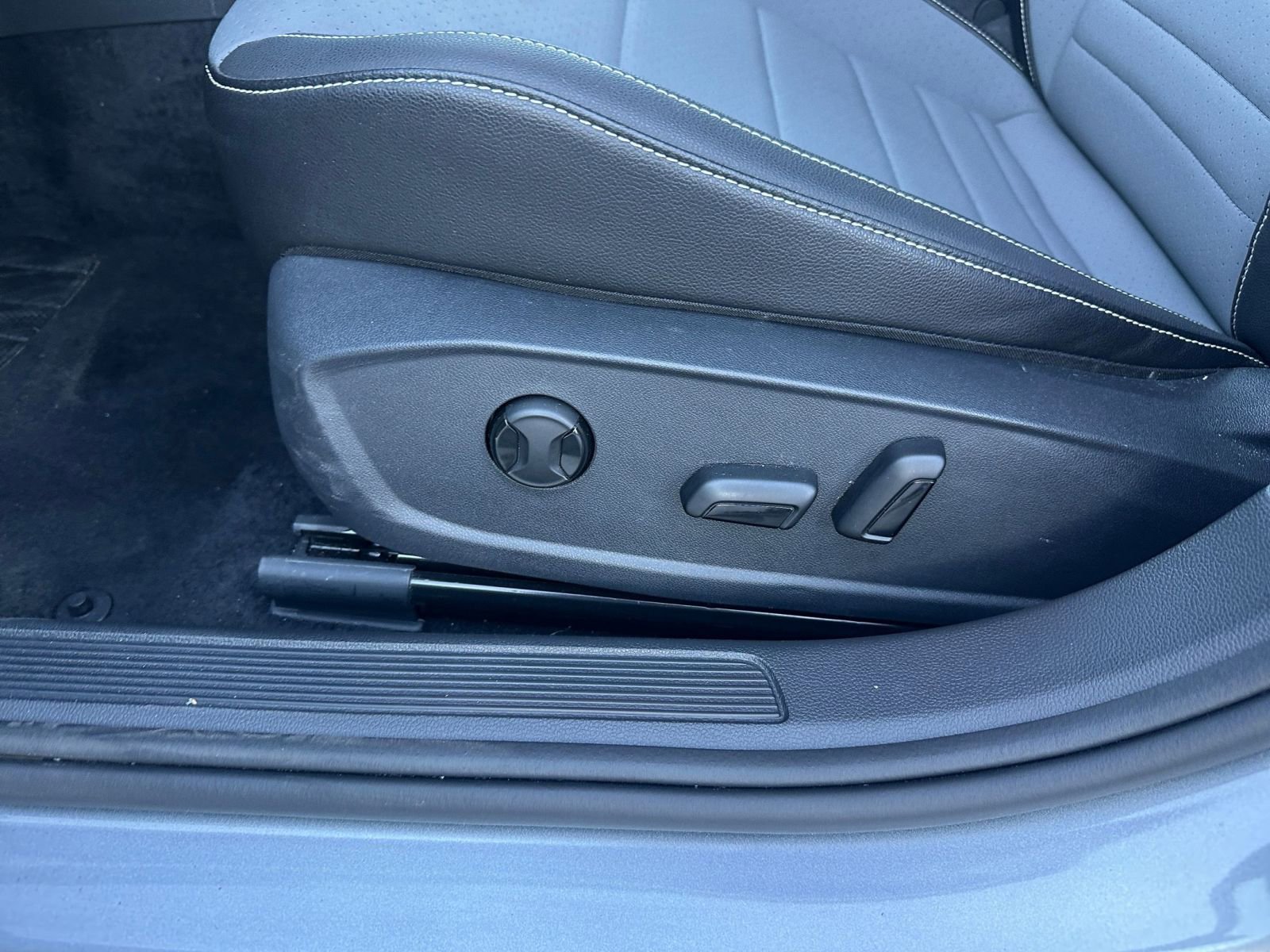 Thumbnail: 2025 Volkswagen Jetta - 23