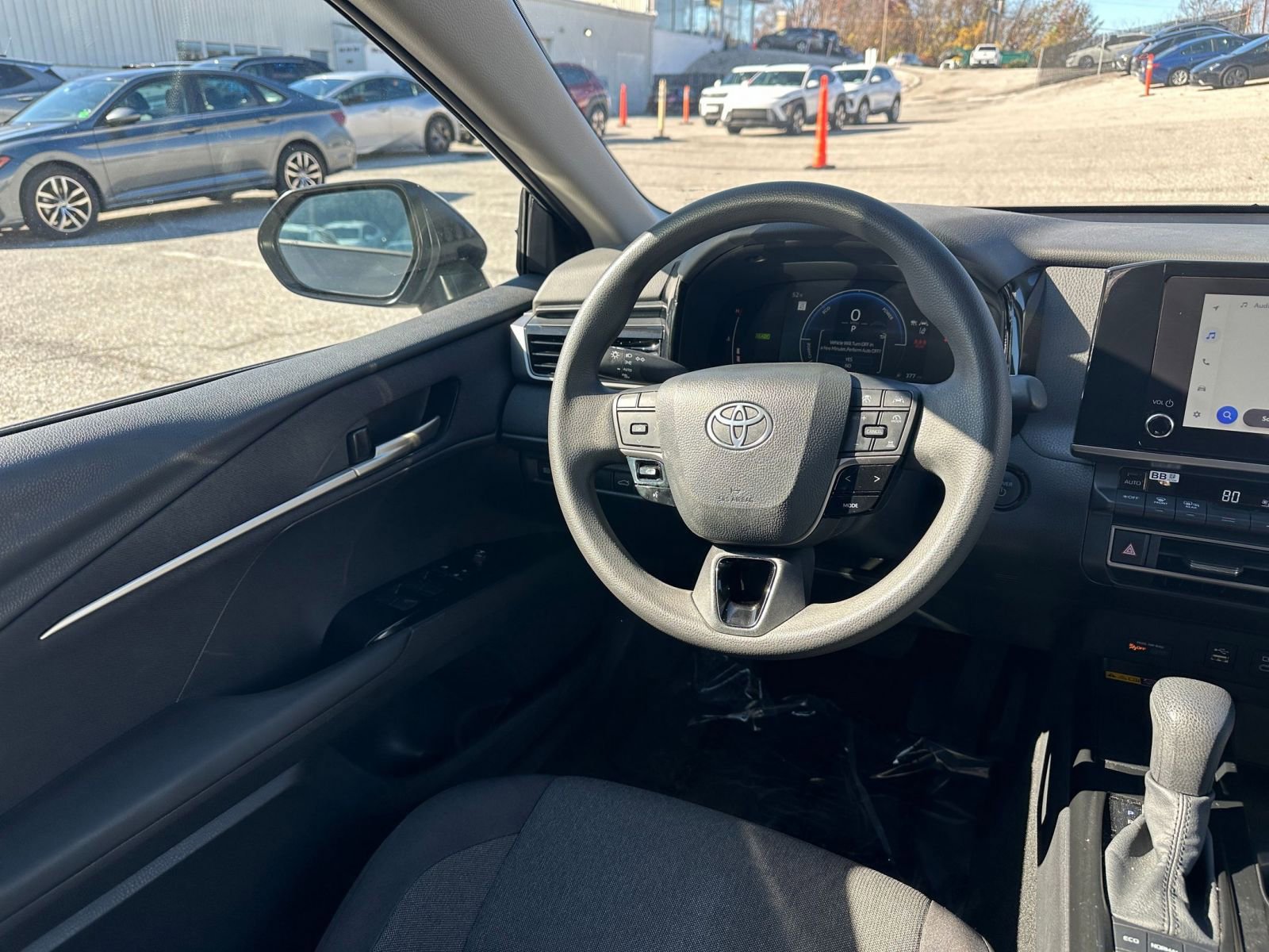 Thumbnail: 2025 Toyota Camry - 33