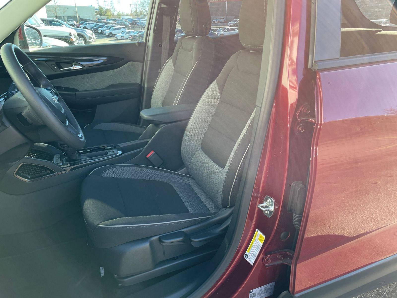 Thumbnail: 2025 Chevrolet TrailBlazer - 24