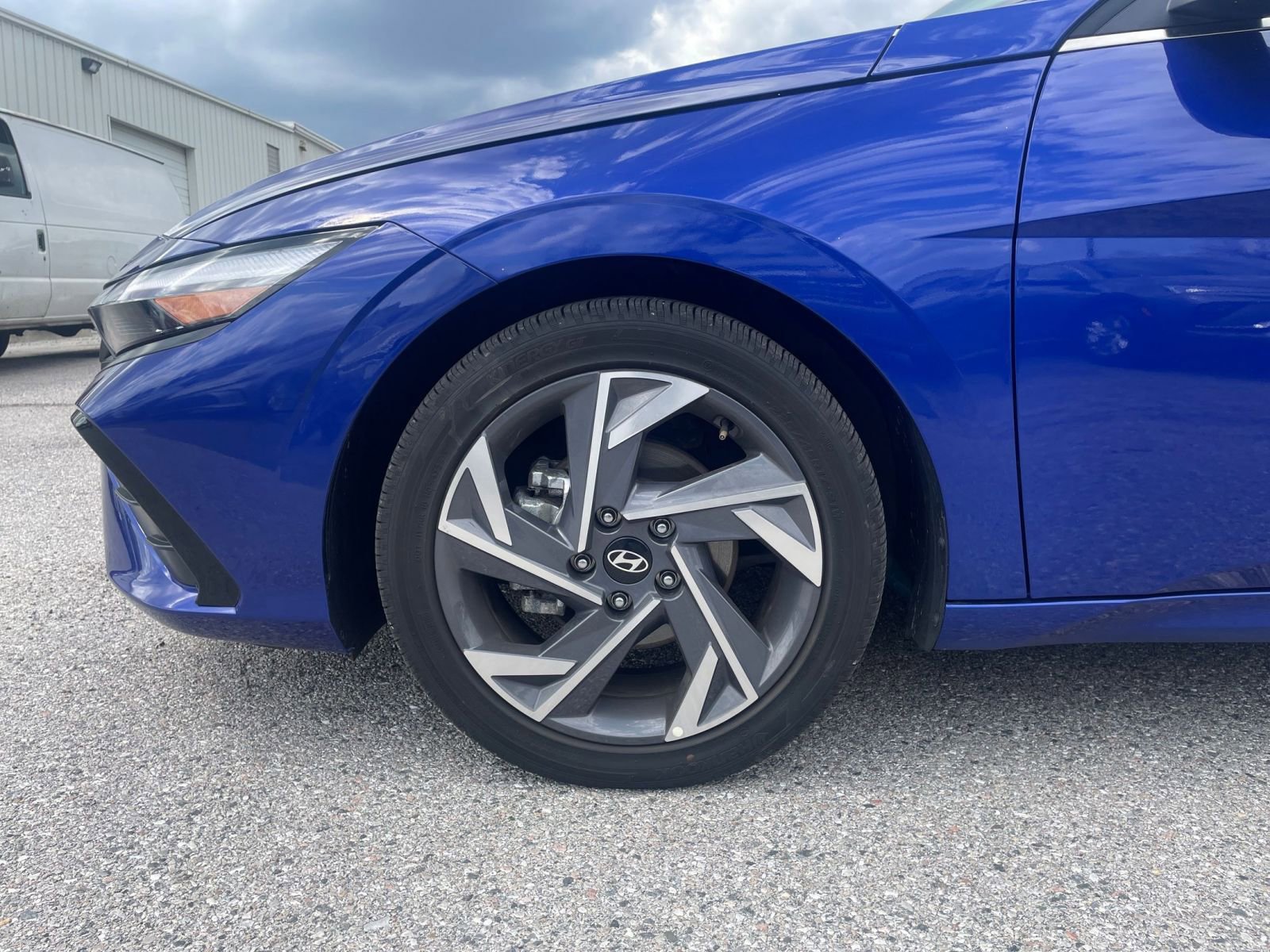 Thumbnail: 2025 Hyundai Elantra - 31