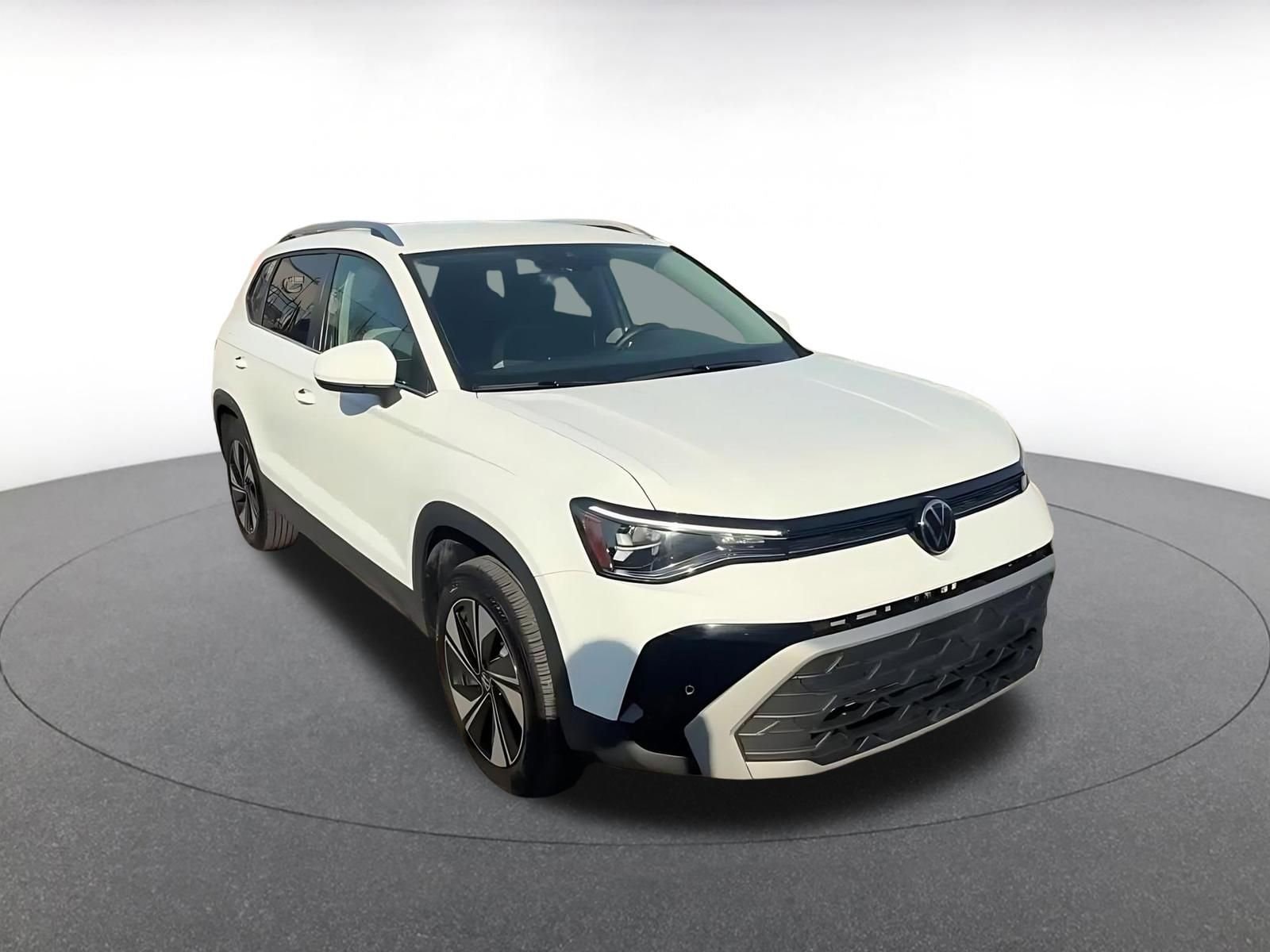 Thumbnail: 2025 Volkswagen Taos - 3