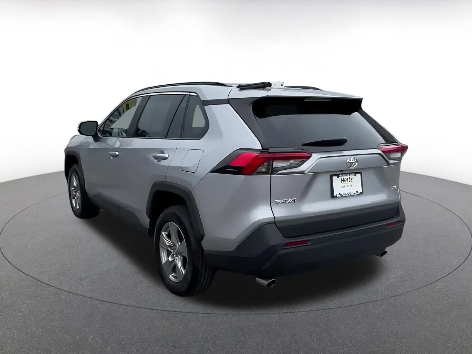 2024 Toyota RAV4 XLE 11