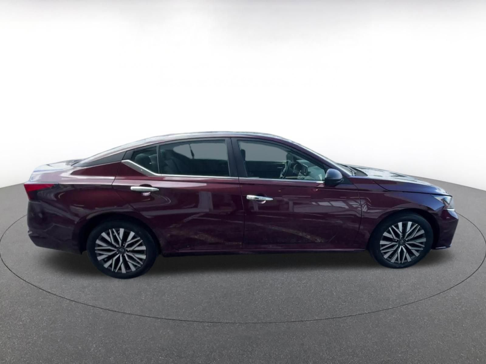 Thumbnail: 2025 Nissan Altima - 14