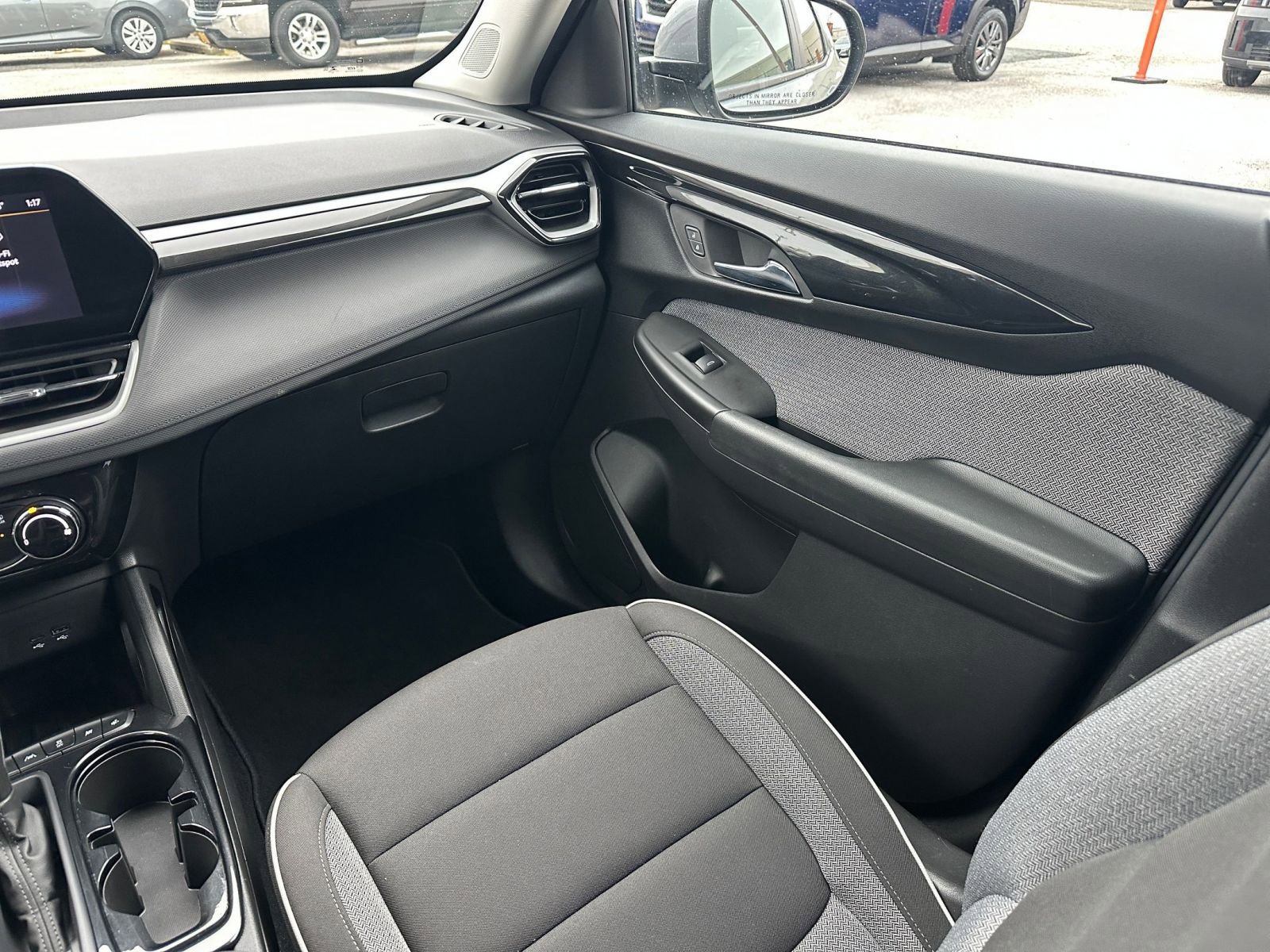 Thumbnail: 2025 Chevrolet TrailBlazer - 33