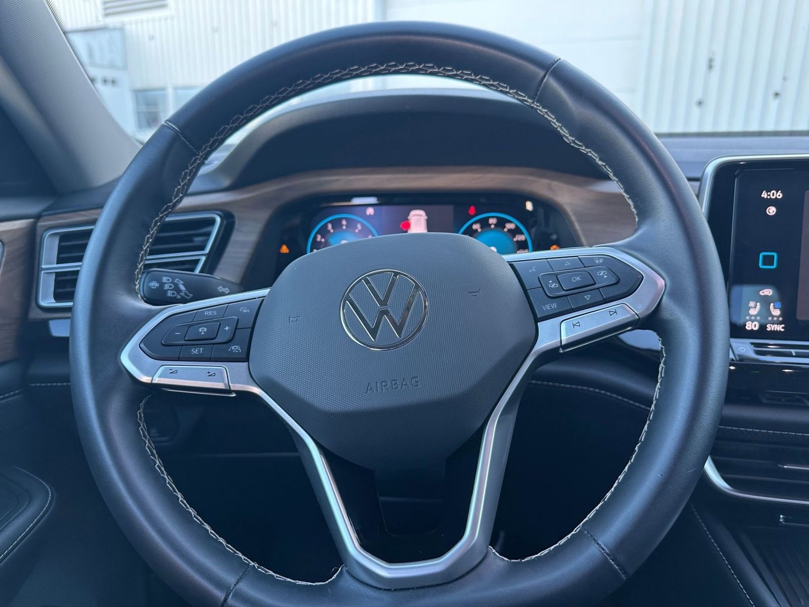 Thumbnail: 2025 Volkswagen Atlas - 28