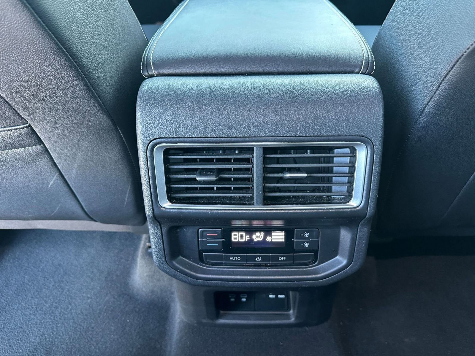 Thumbnail: 2025 Volkswagen Atlas - 24