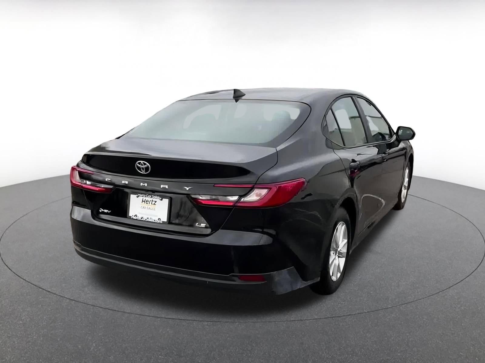 Thumbnail: 2025 Toyota Camry - 14