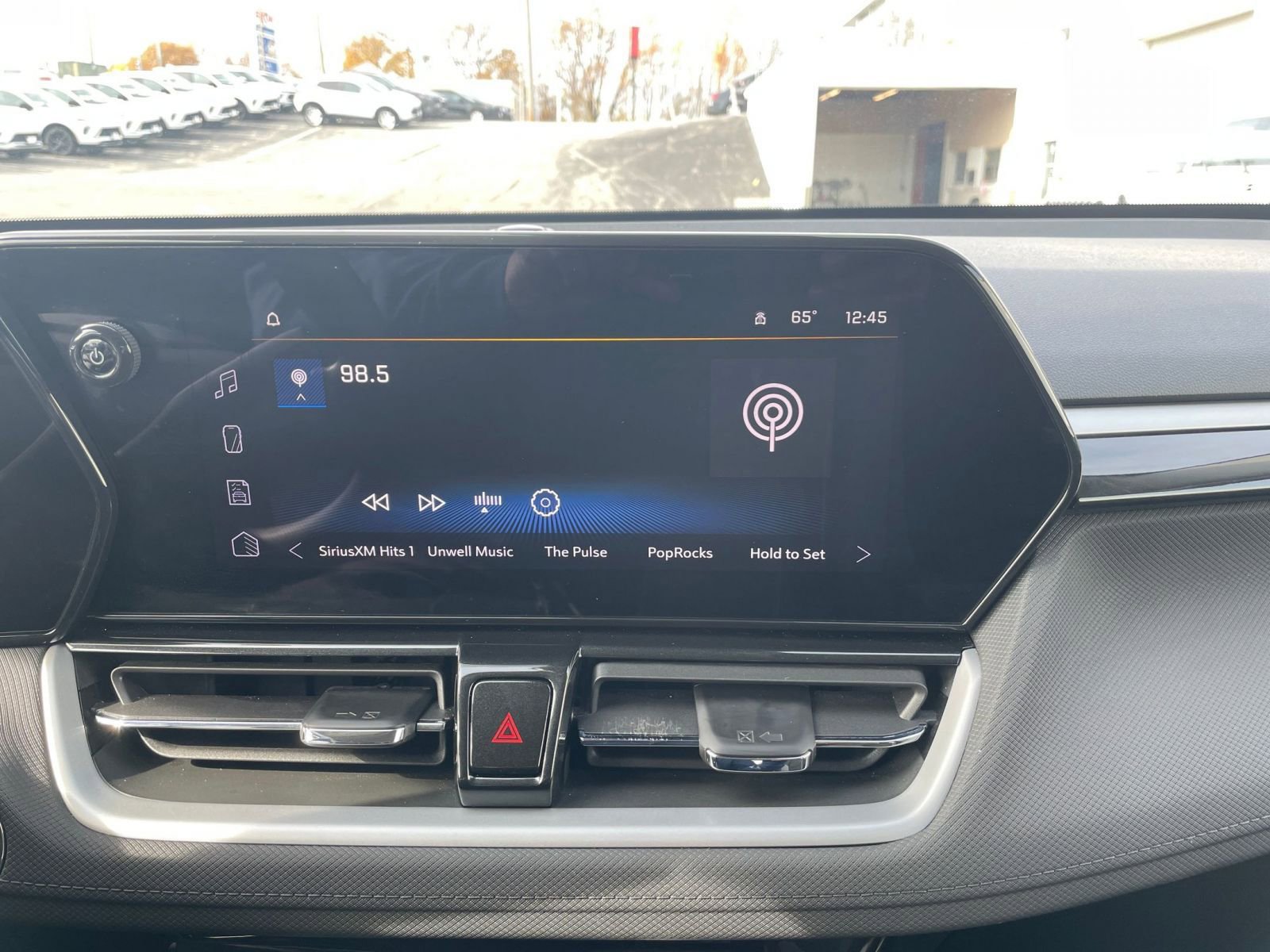 Thumbnail: 2025 Chevrolet TrailBlazer - 21