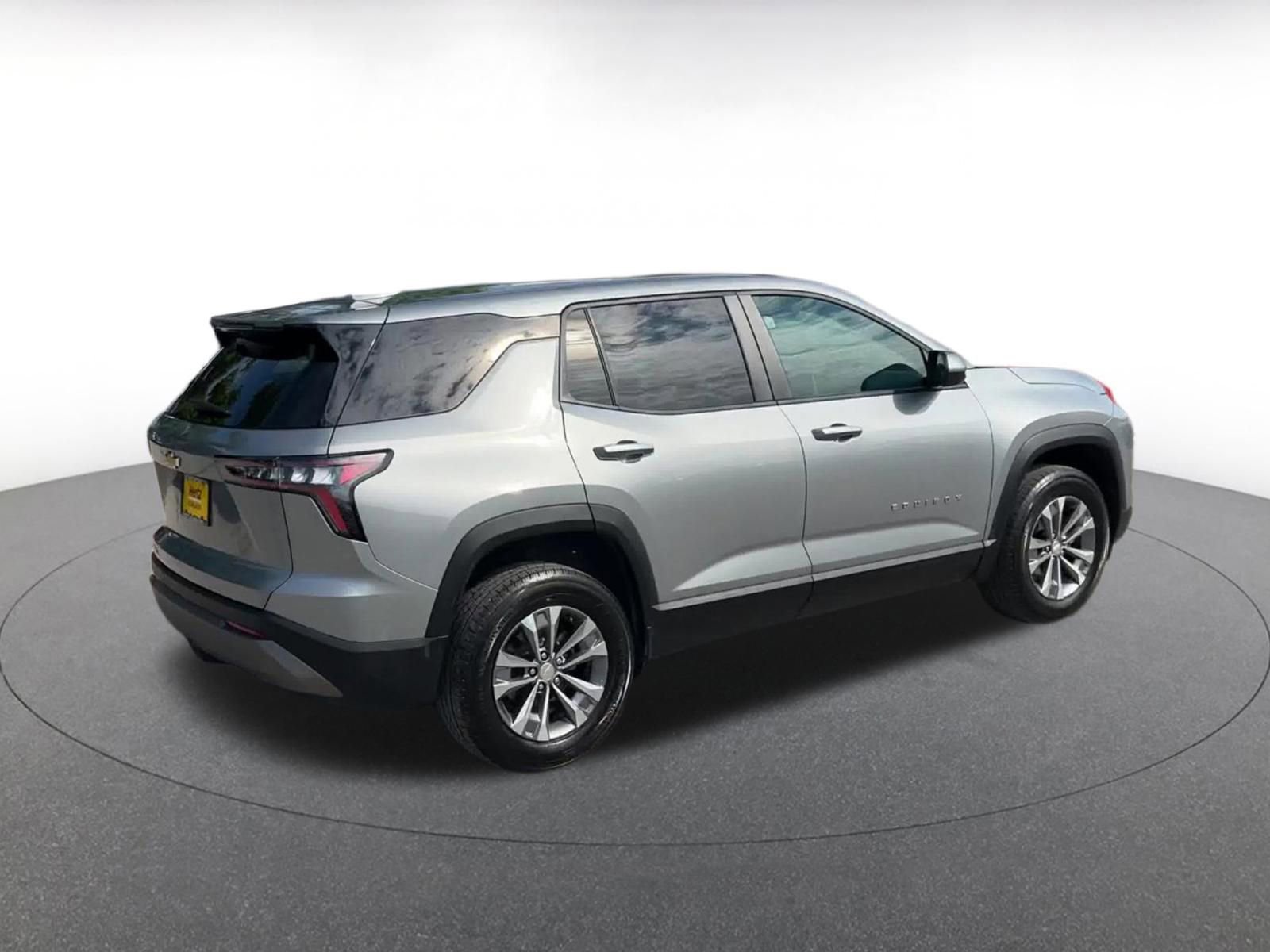 Thumbnail: 2025 Chevrolet Equinox - 15
