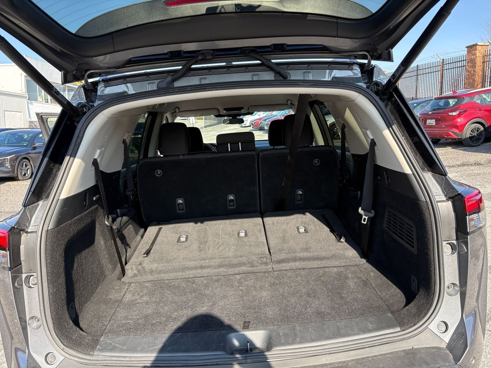 Thumbnail: 2025 Nissan Pathfinder - 34