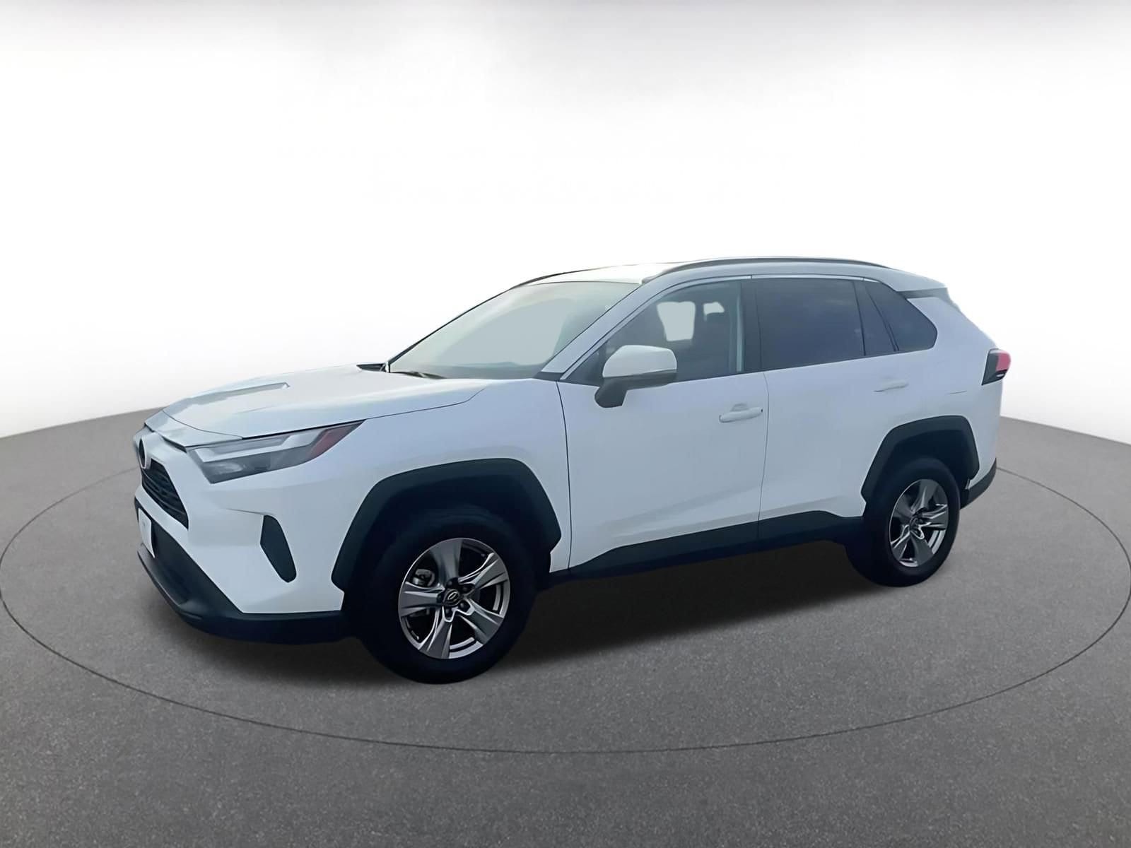 Thumbnail: 2025 Toyota RAV4 - 8