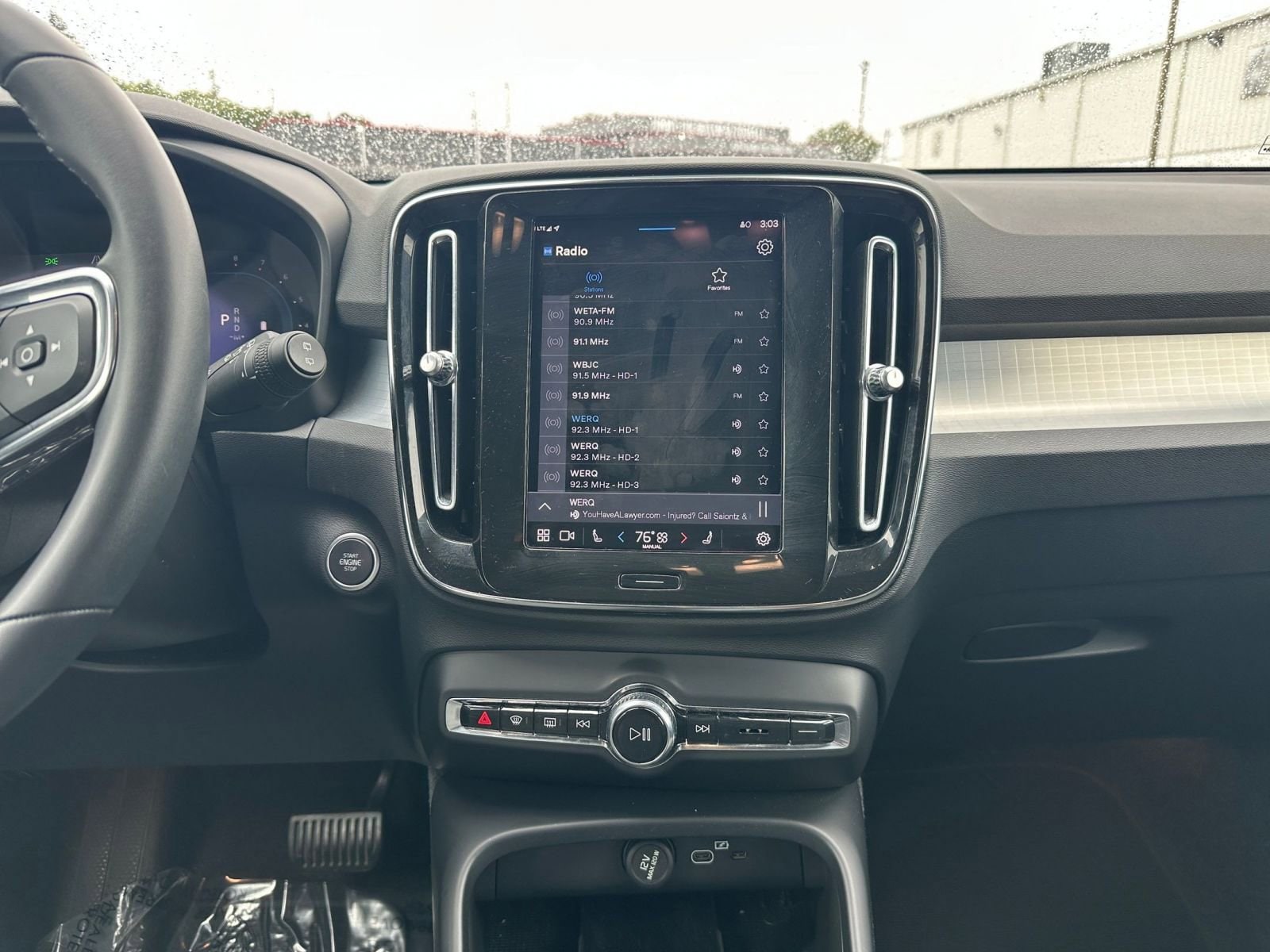 Thumbnail: 2024 Volvo XC40 - 18