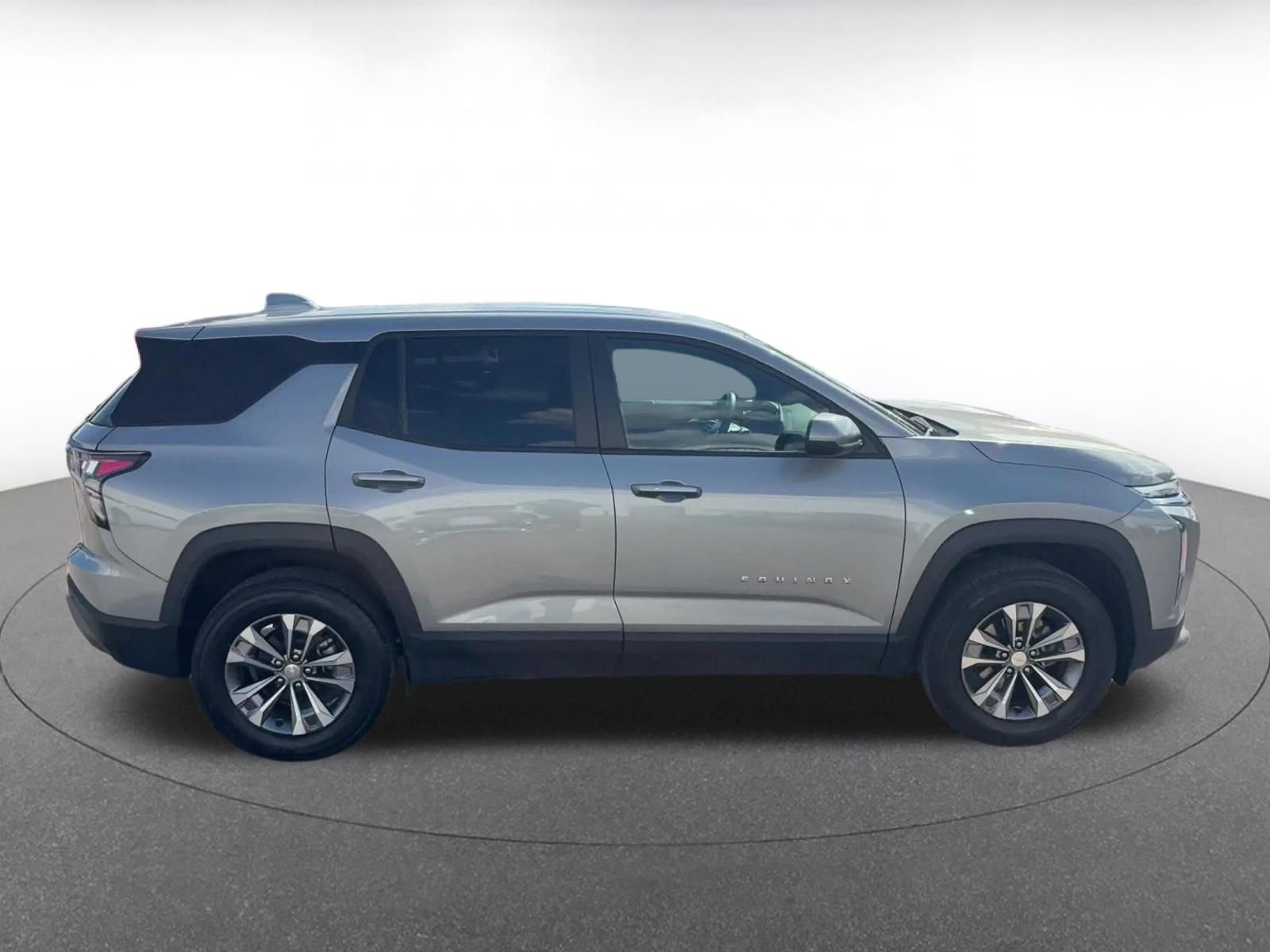 Thumbnail: 2025 Chevrolet Equinox - 16
