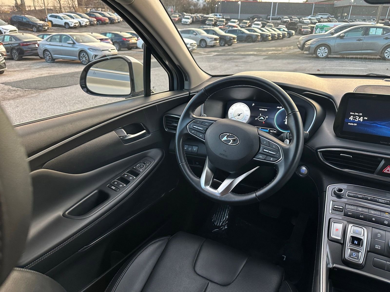 Thumbnail: 2023 Hyundai Santa Fe - 34