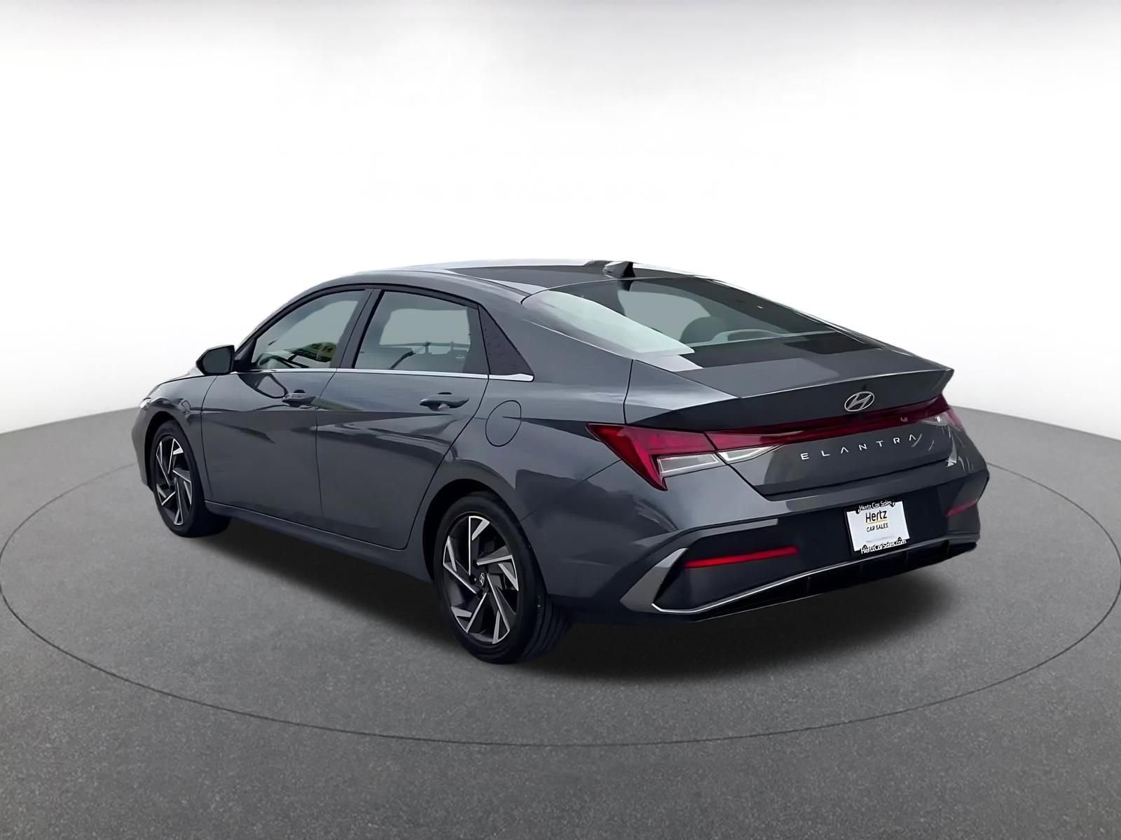 Thumbnail: 2025 Hyundai Elantra - 11