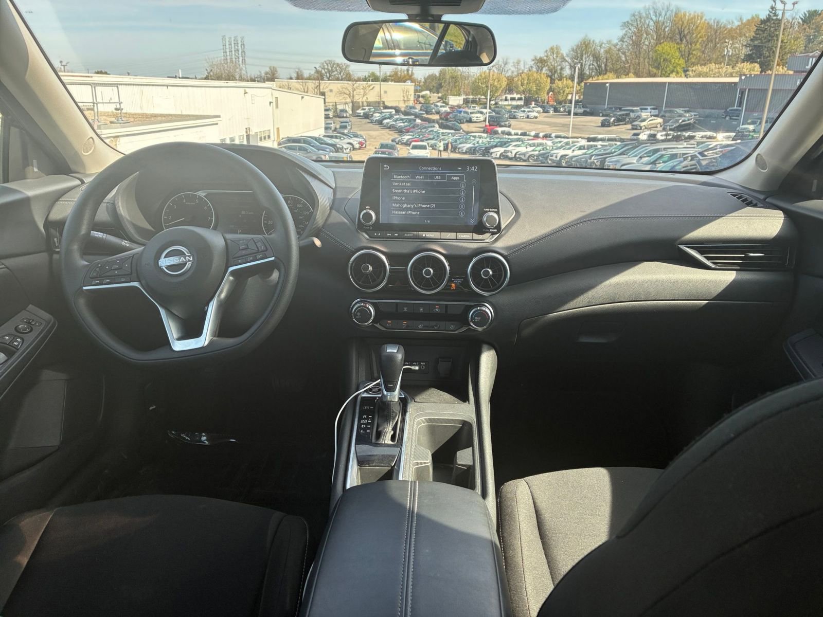 Thumbnail: 2025 Nissan Sentra - 28