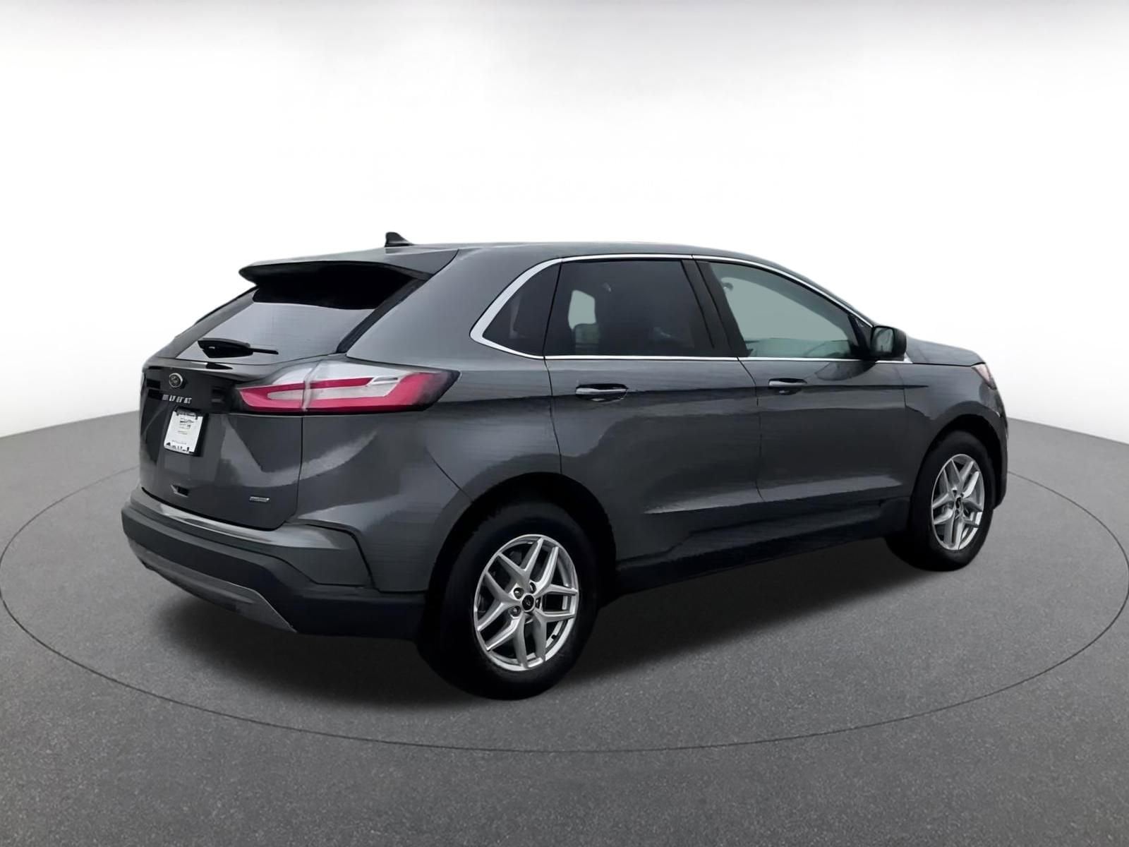 2024 Ford Edge SEL 16