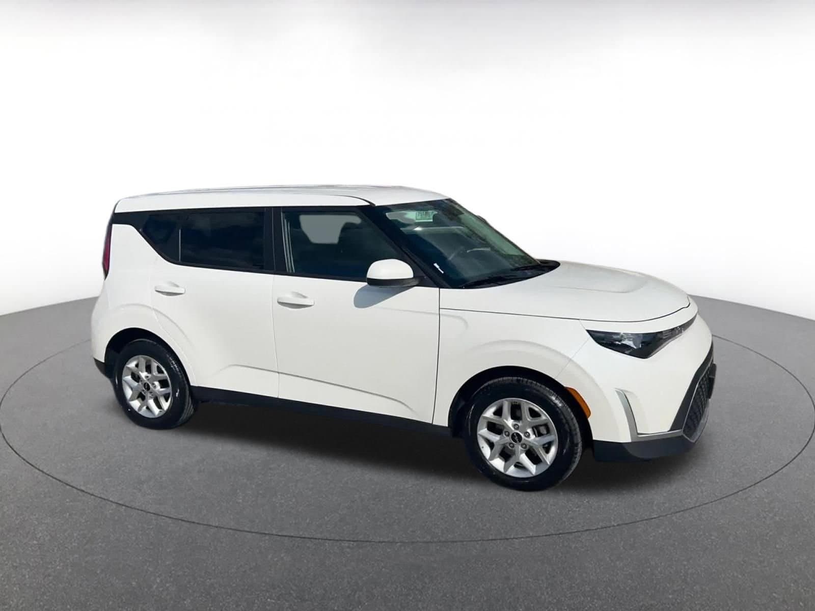 Thumbnail: 2025 Kia Soul - 2