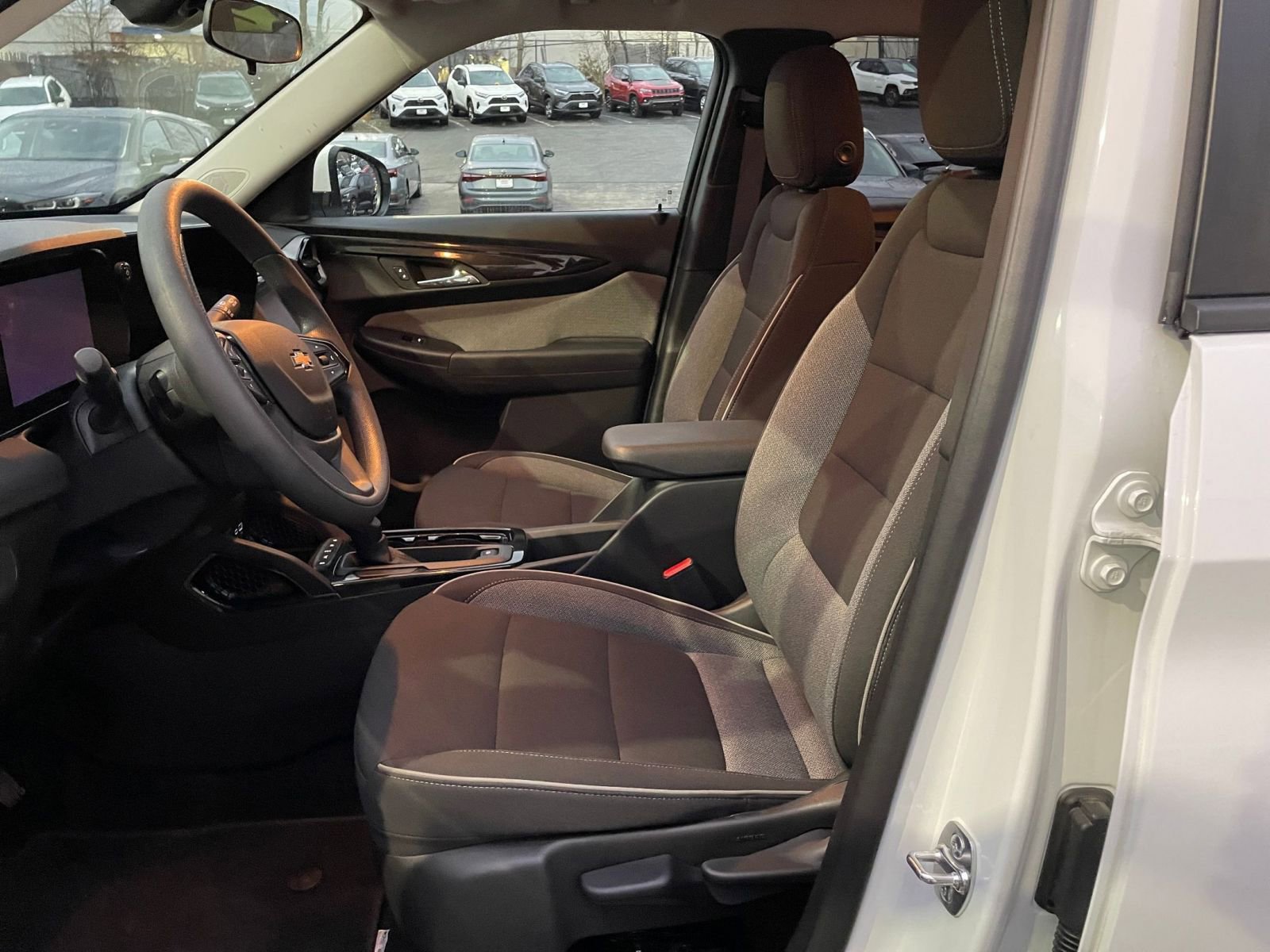 Thumbnail: 2025 Chevrolet TrailBlazer - 24