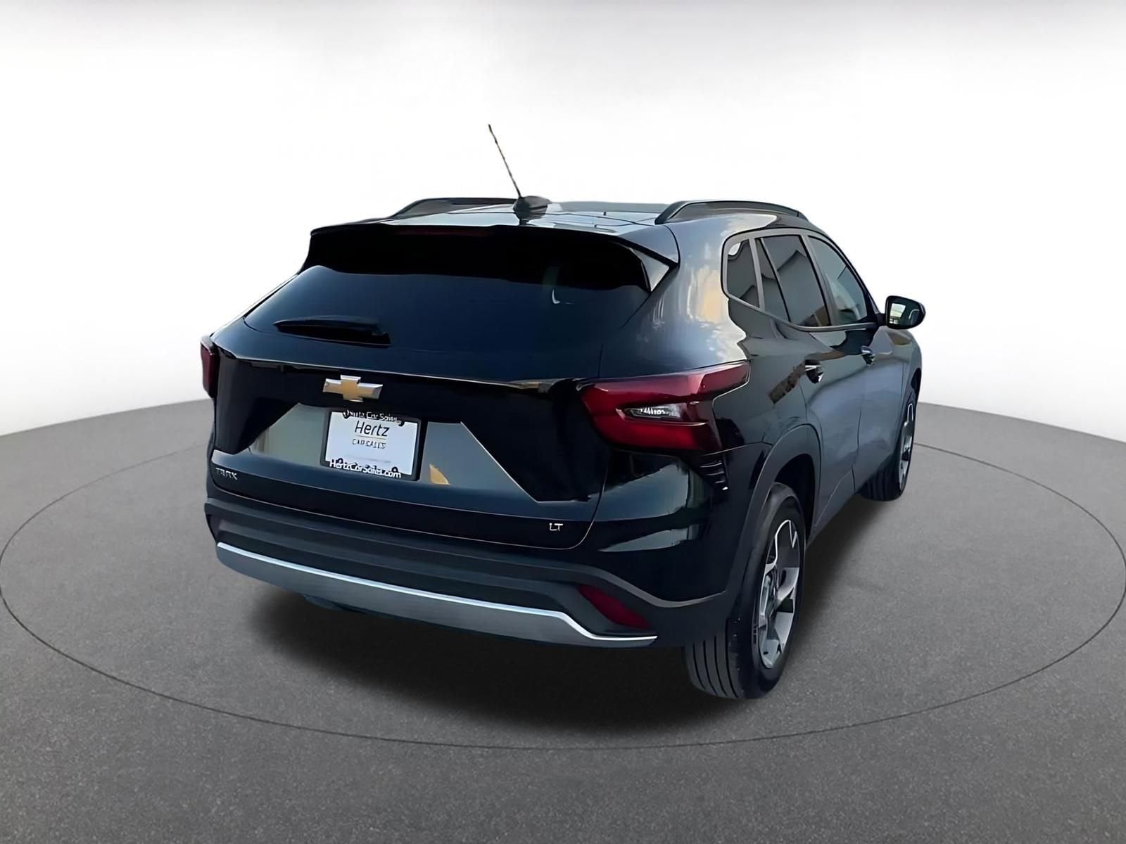 Thumbnail: 2025 Chevrolet Trax - 14