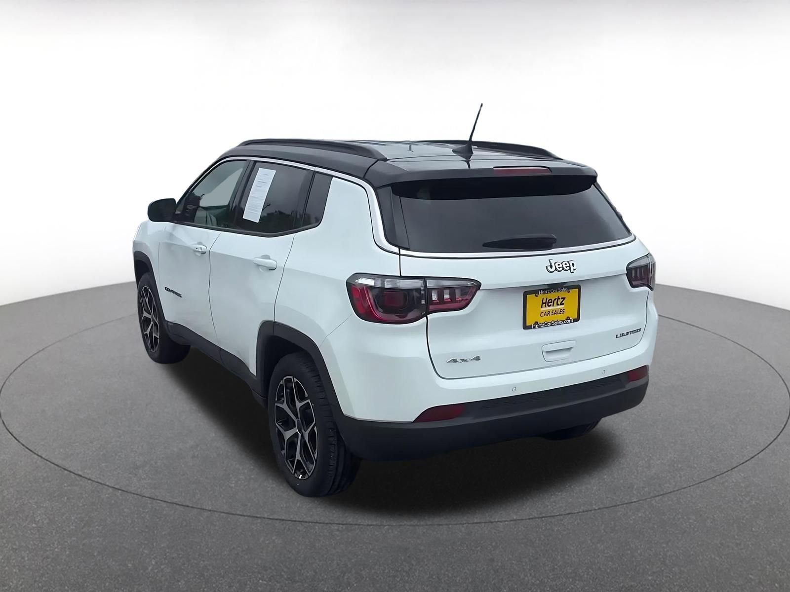 Thumbnail: 2025 Jeep Compass - 11
