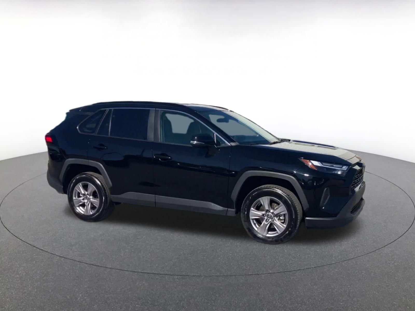 Thumbnail: 2025 Toyota RAV4 - 2